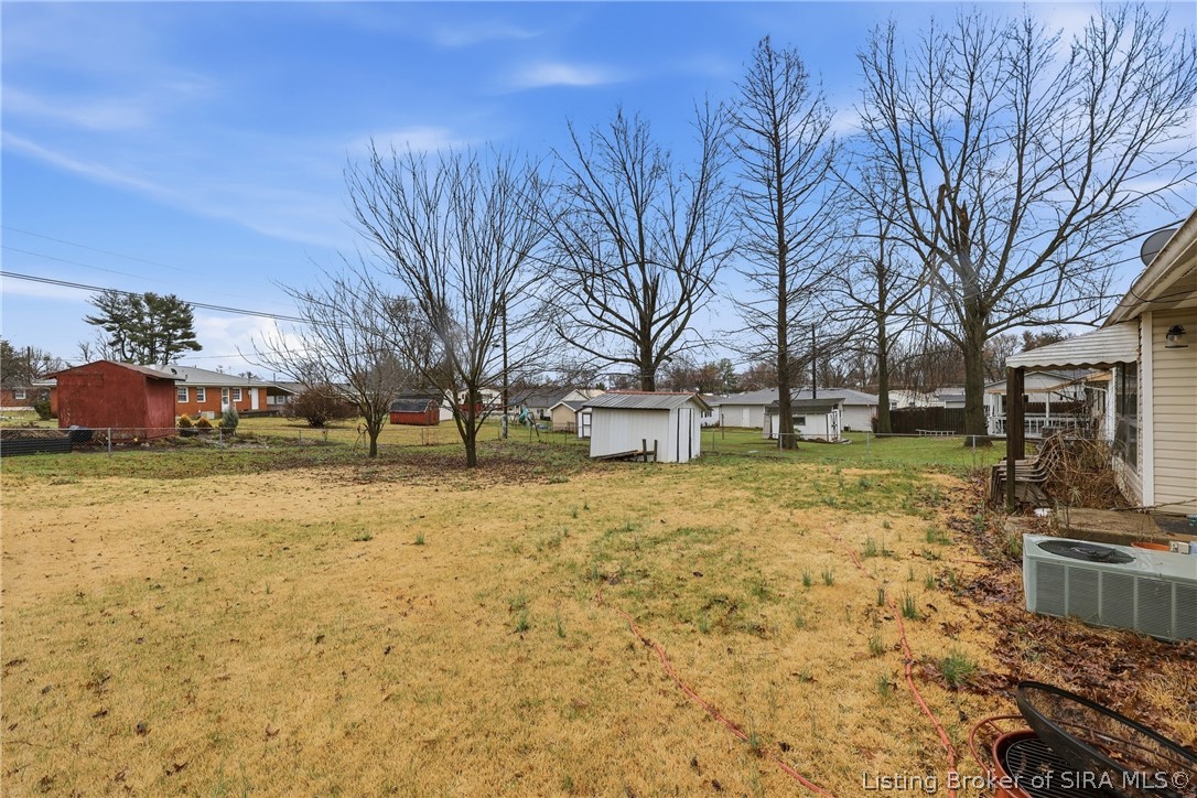 803 N Cauble