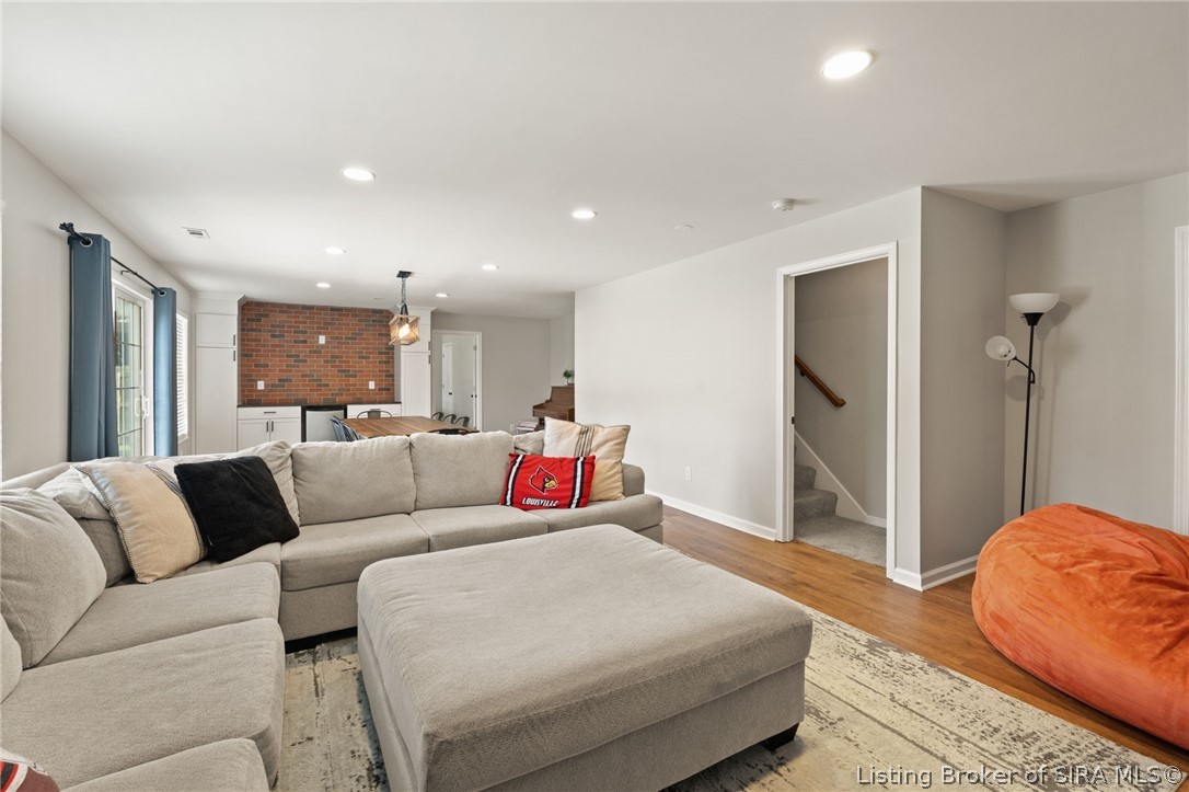 1604 Regans Way