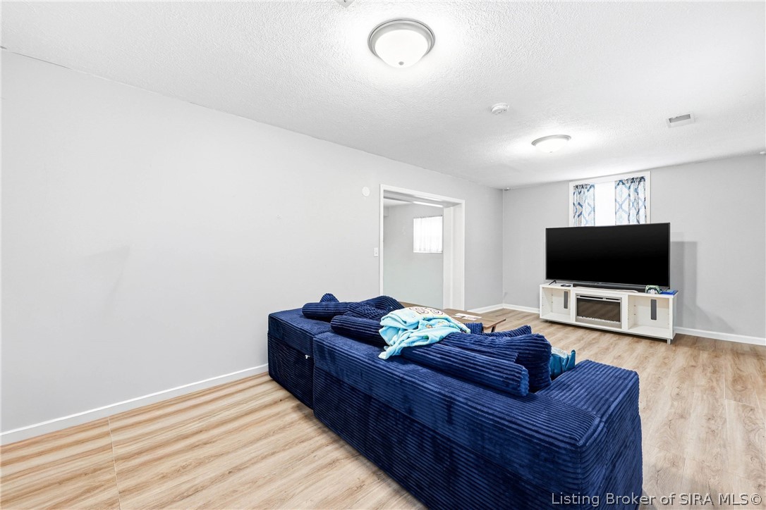 2103 Fairway Court