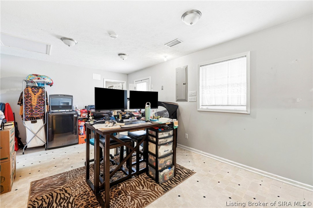 2103 Fairway Court