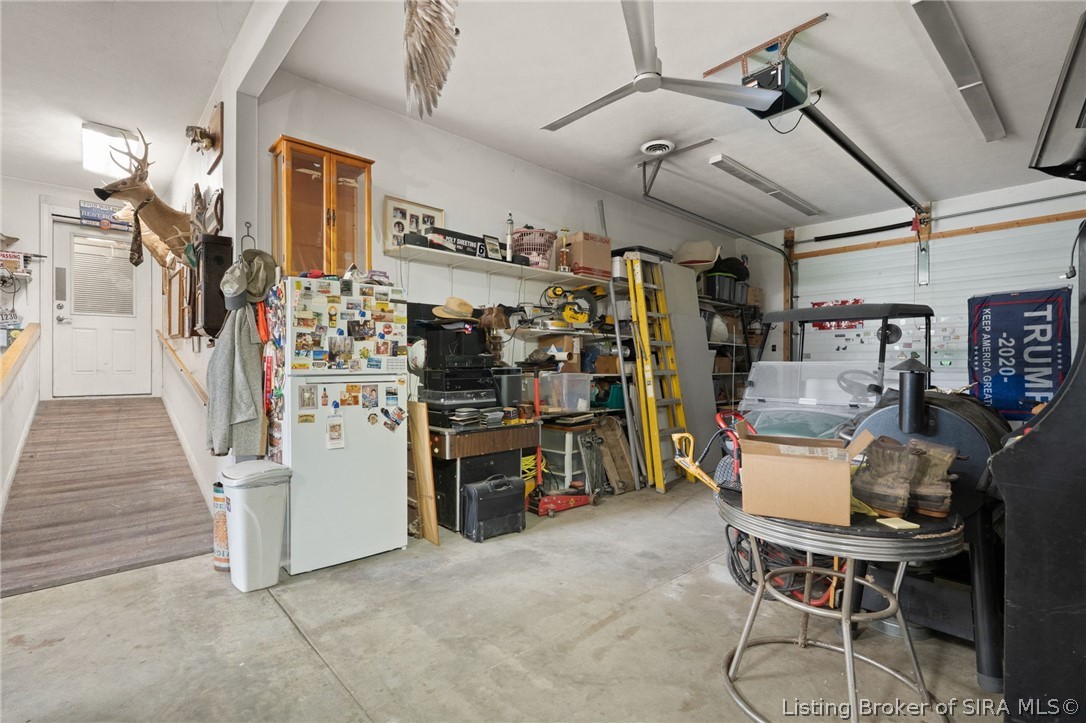 2488 W County 575 Road S