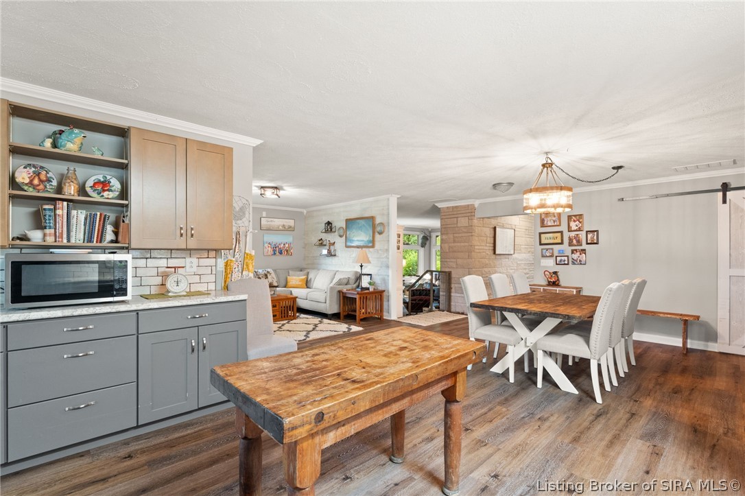2488 W County 575 Road S