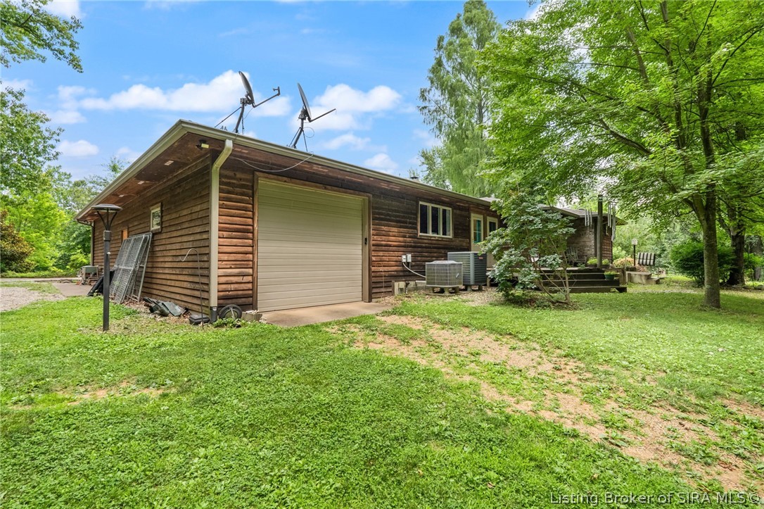 2488 W County 575 Road S