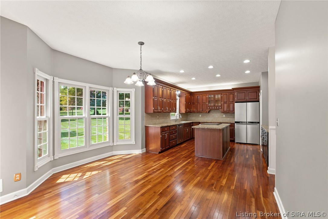 7315 Wind Dance Parkway