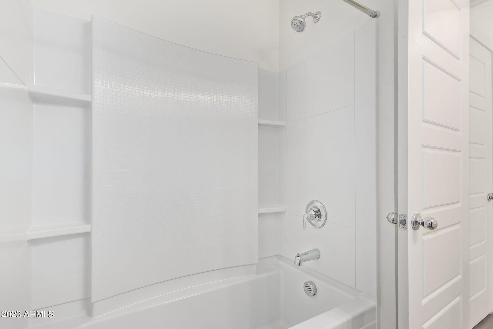 35320 W SANTA MONICA Avenue