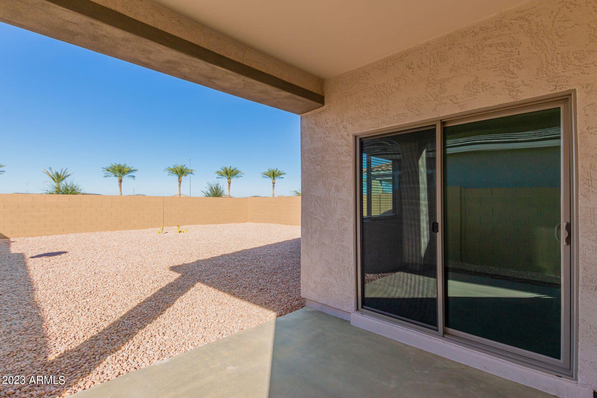 35320 W SANTA MONICA Avenue