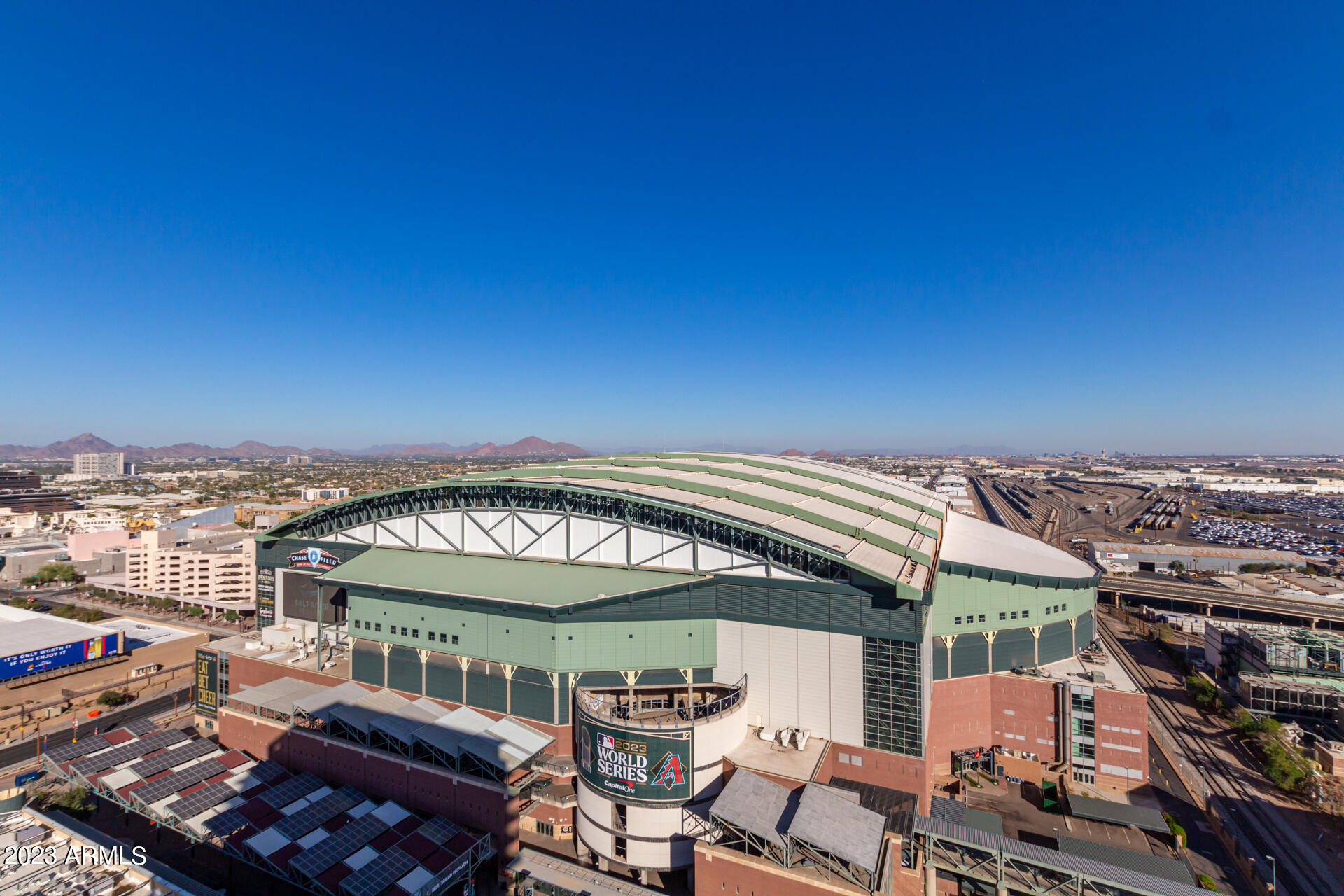 310 S 4TH Street, 2106