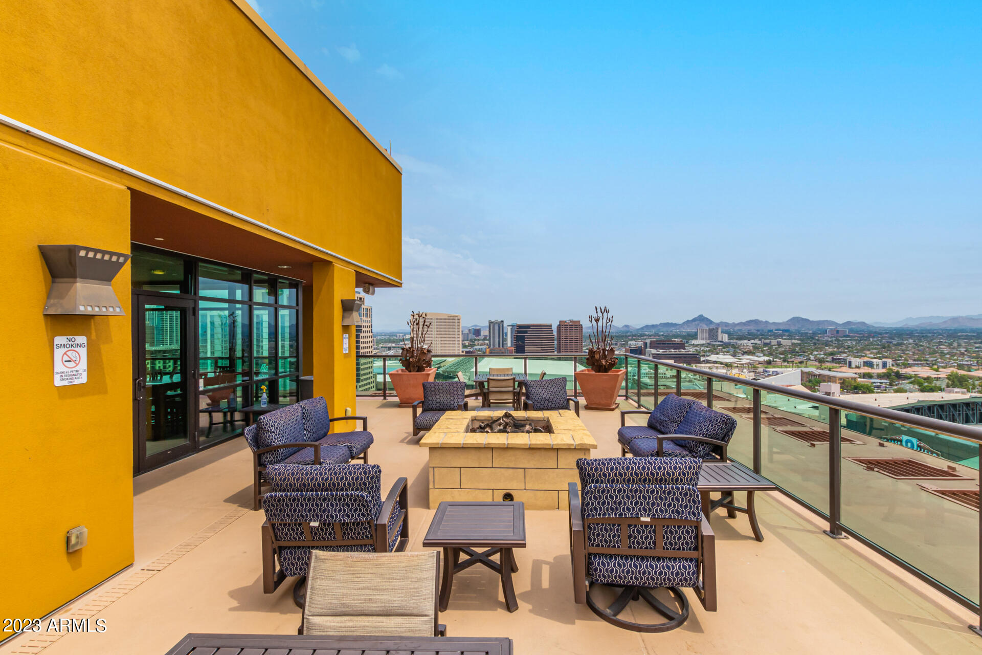 310 S 4TH Street, 2106