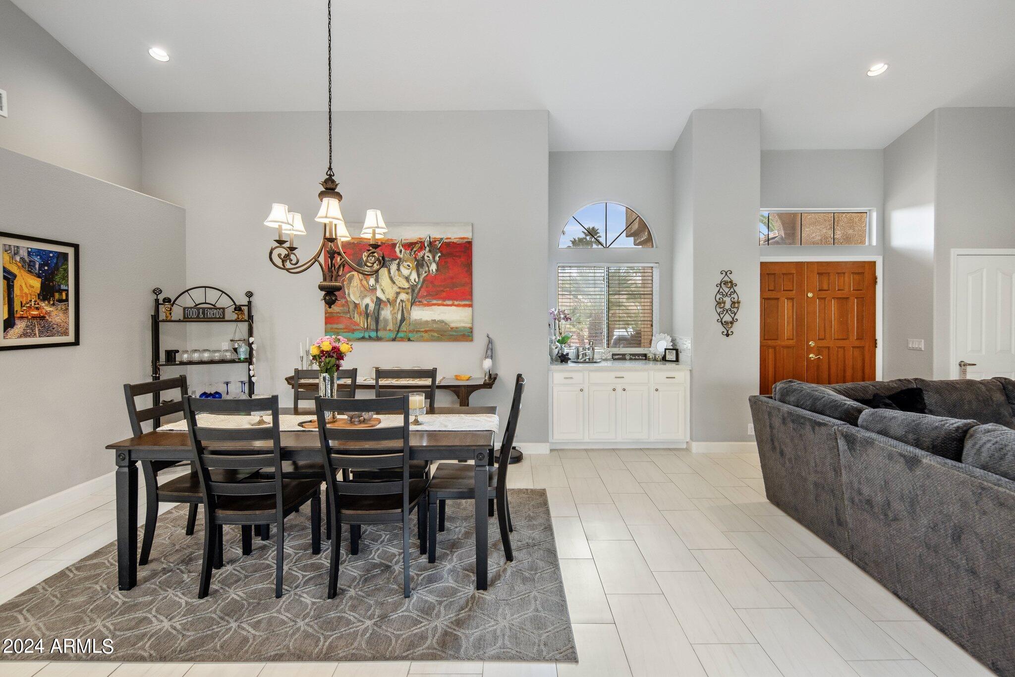 8928 W ROSEMONTE Drive