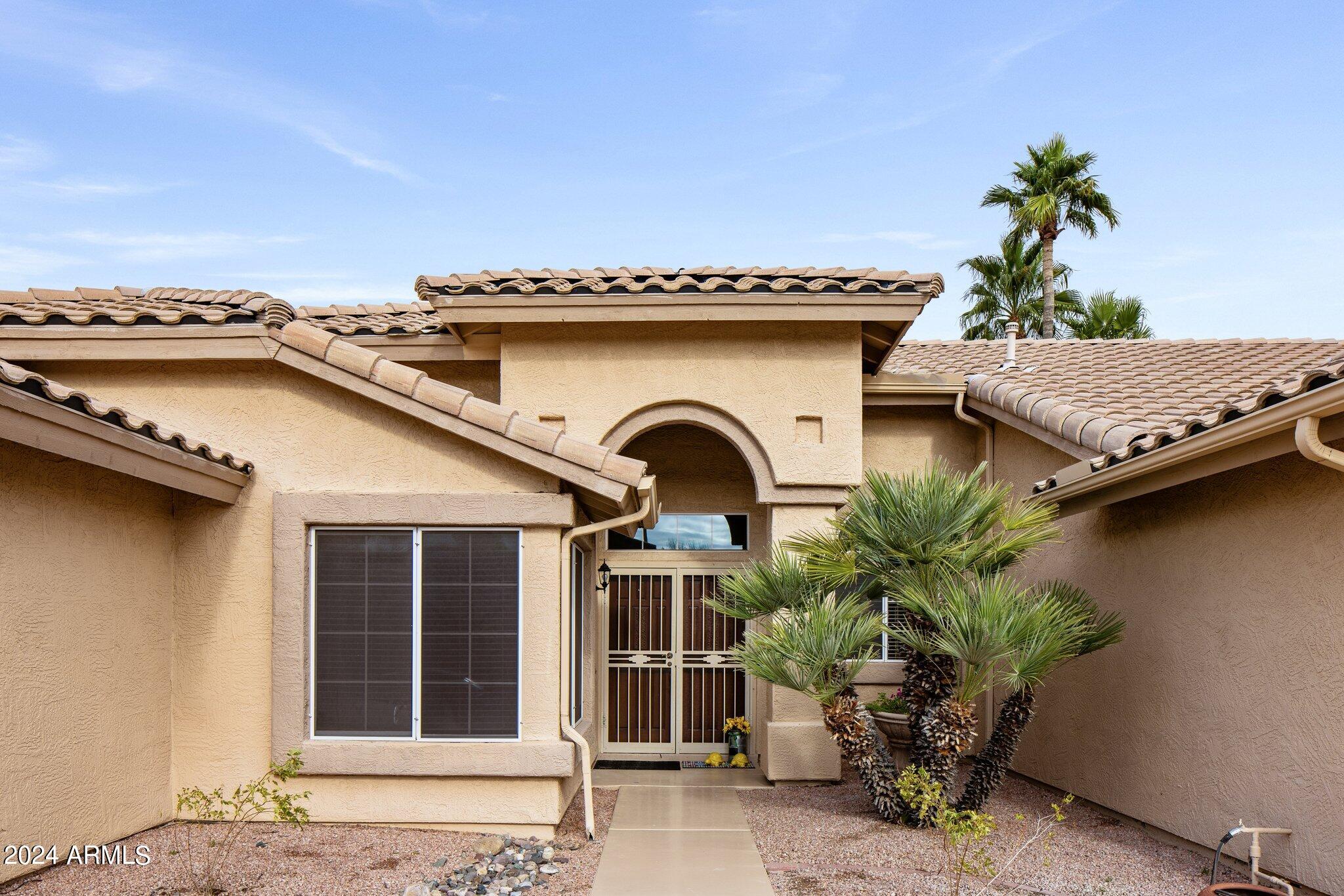 8928 W ROSEMONTE Drive