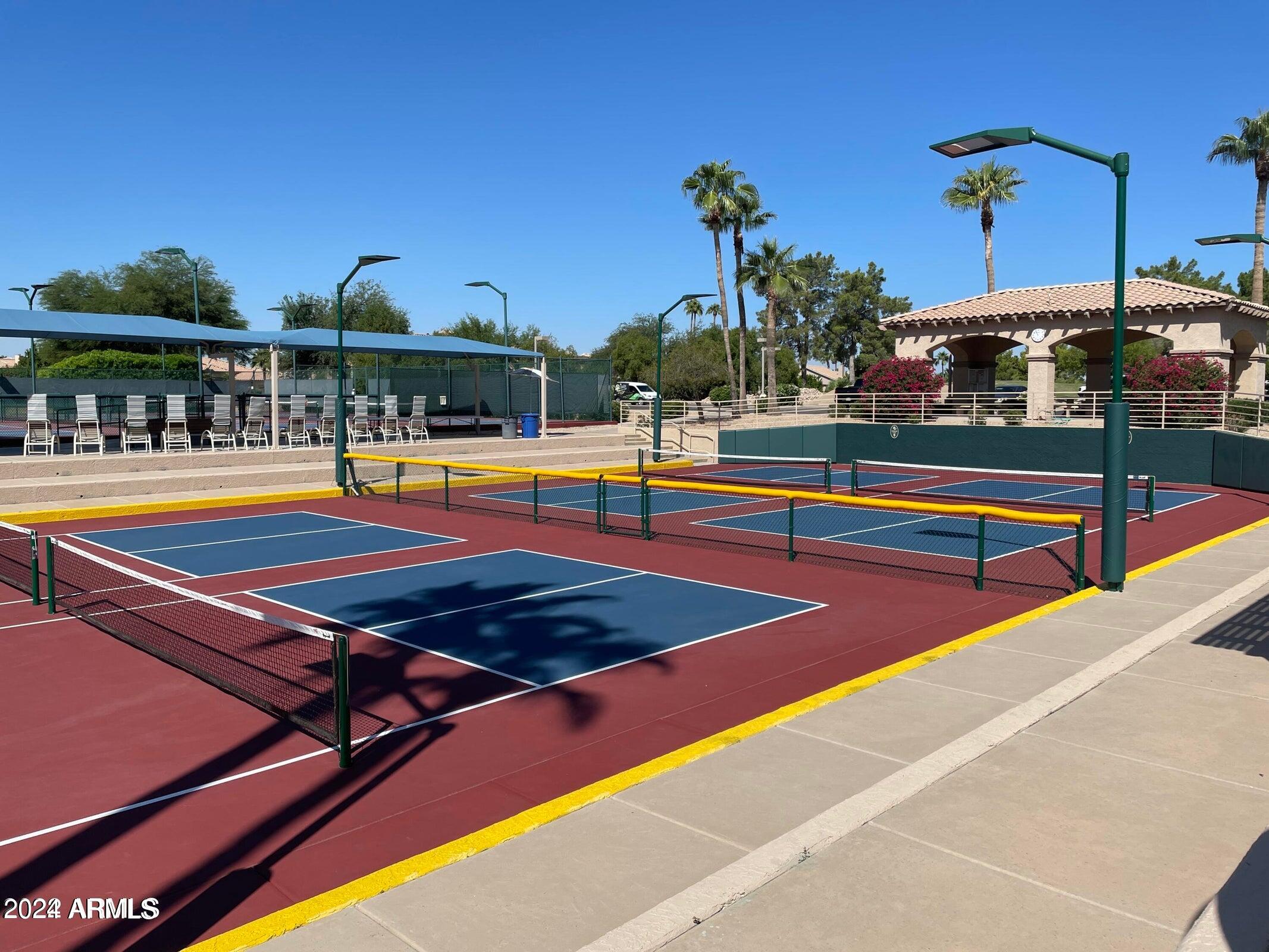 8928 W ROSEMONTE Drive