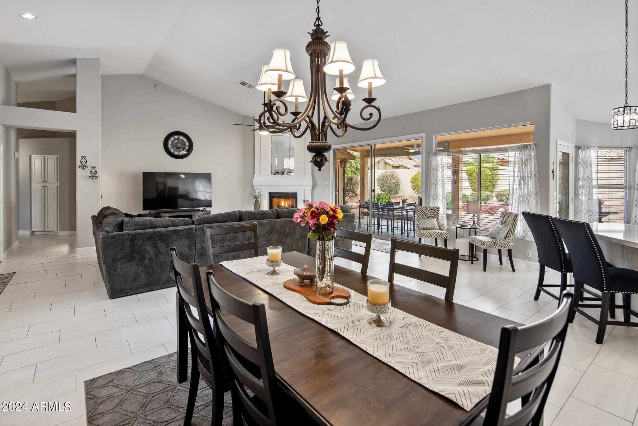 8928 W ROSEMONTE Drive