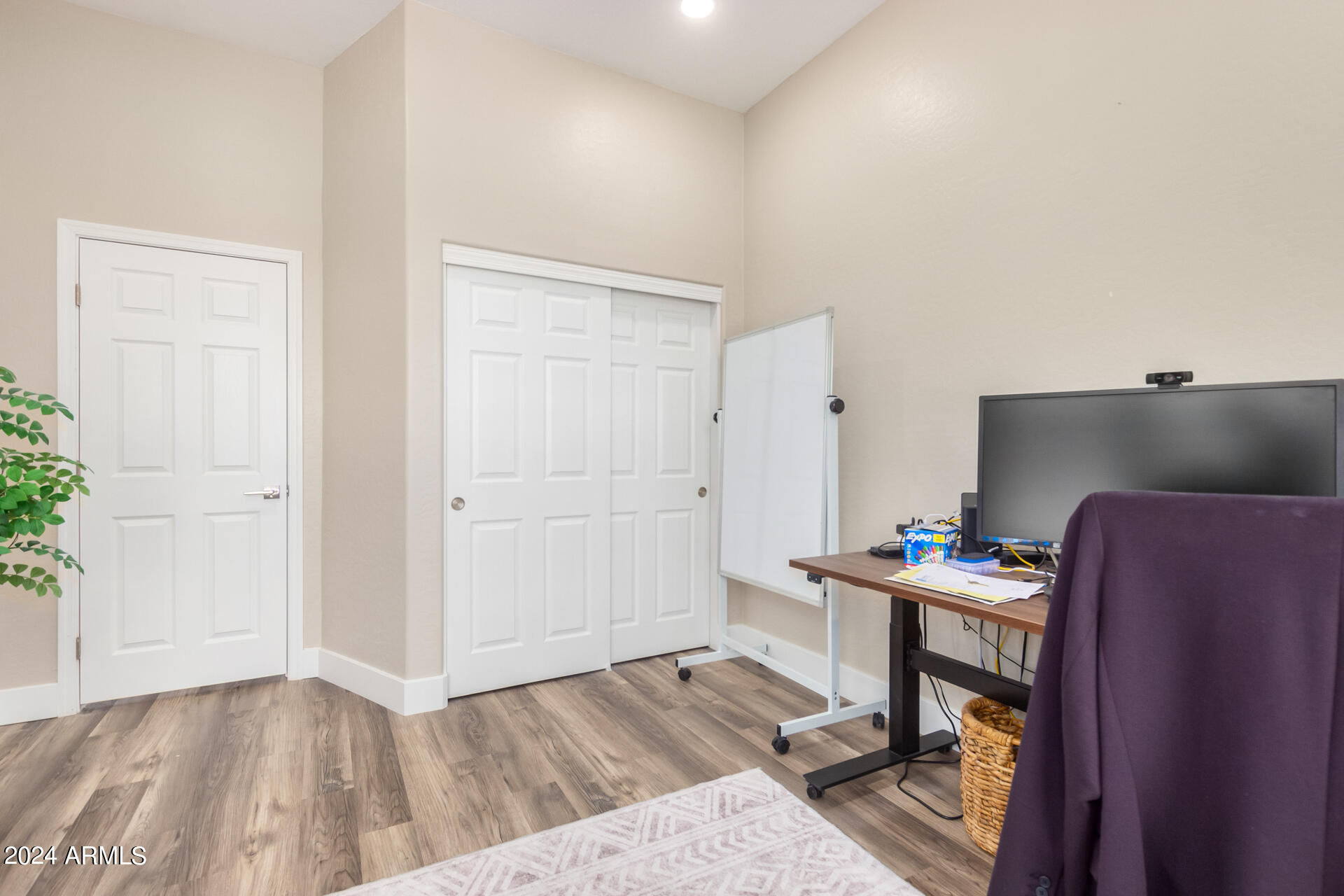 2304 W SAX CANYON Lane