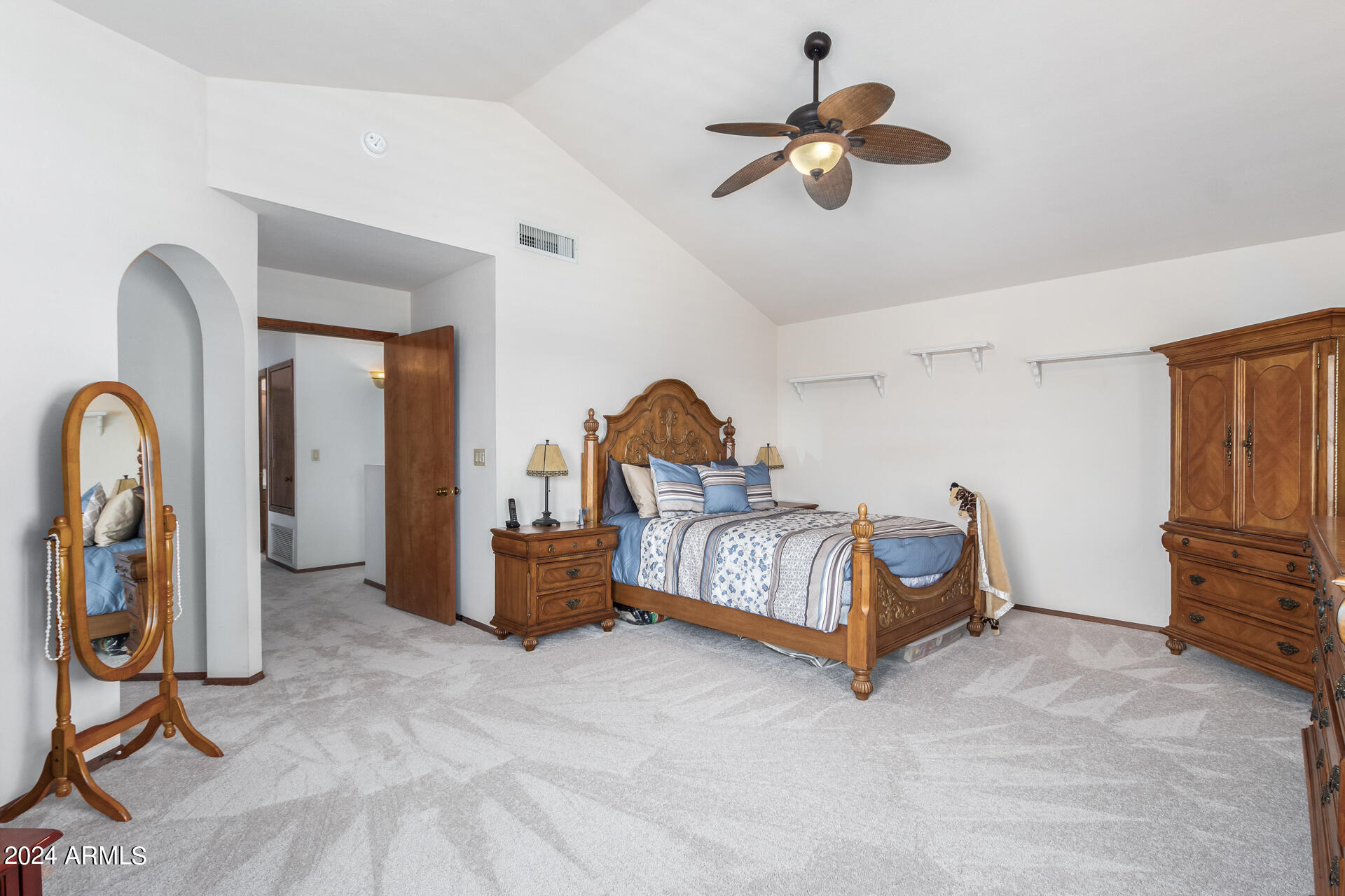 1937 E WESCOTT Drive