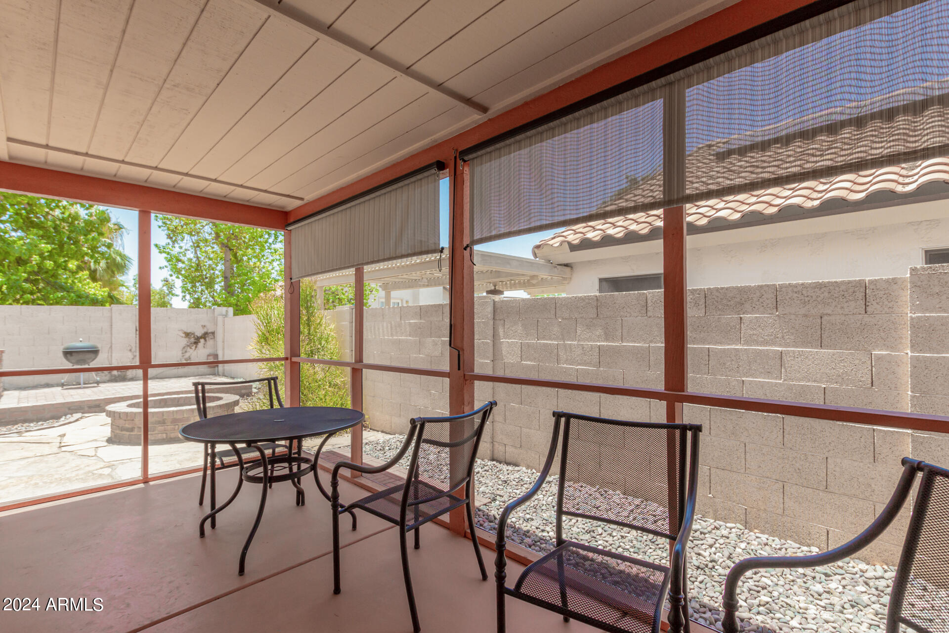 1937 E WESCOTT Drive