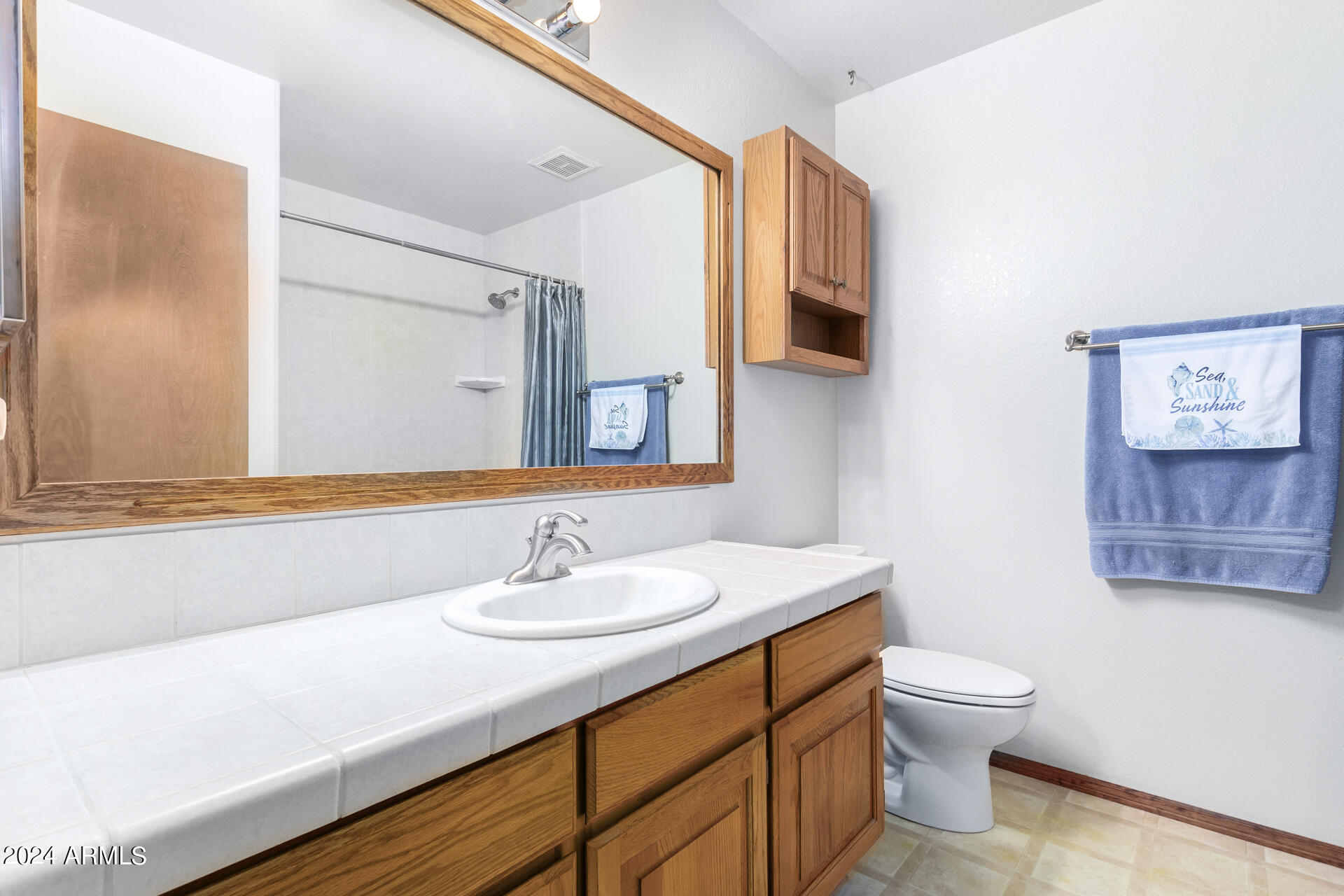 1937 E WESCOTT Drive