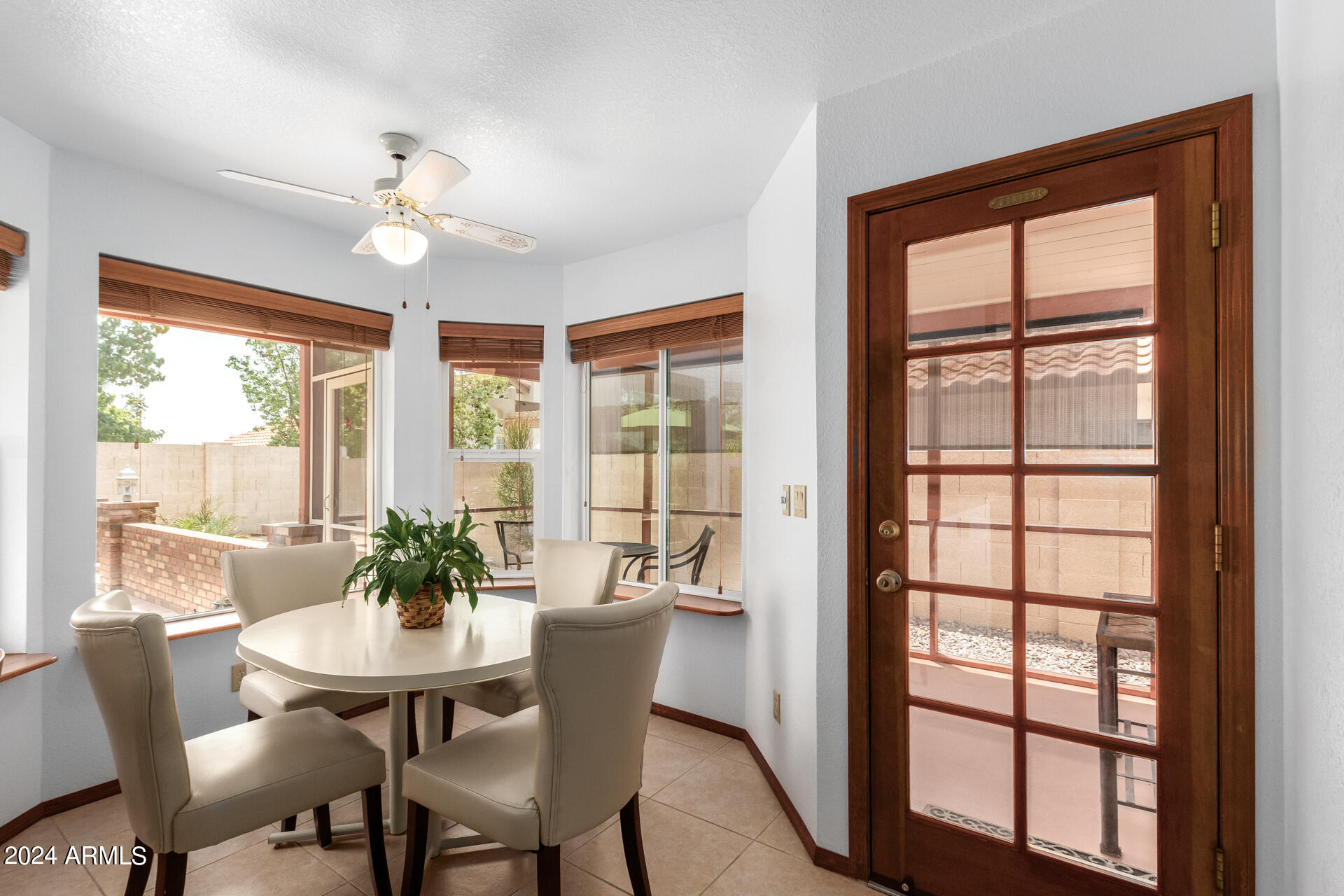 1937 E WESCOTT Drive