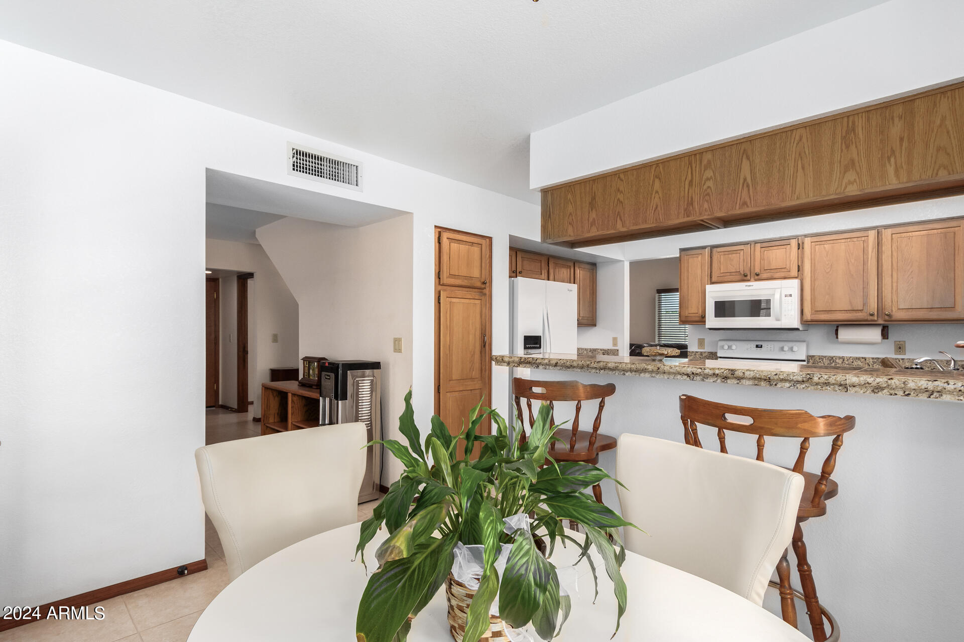 1937 E WESCOTT Drive