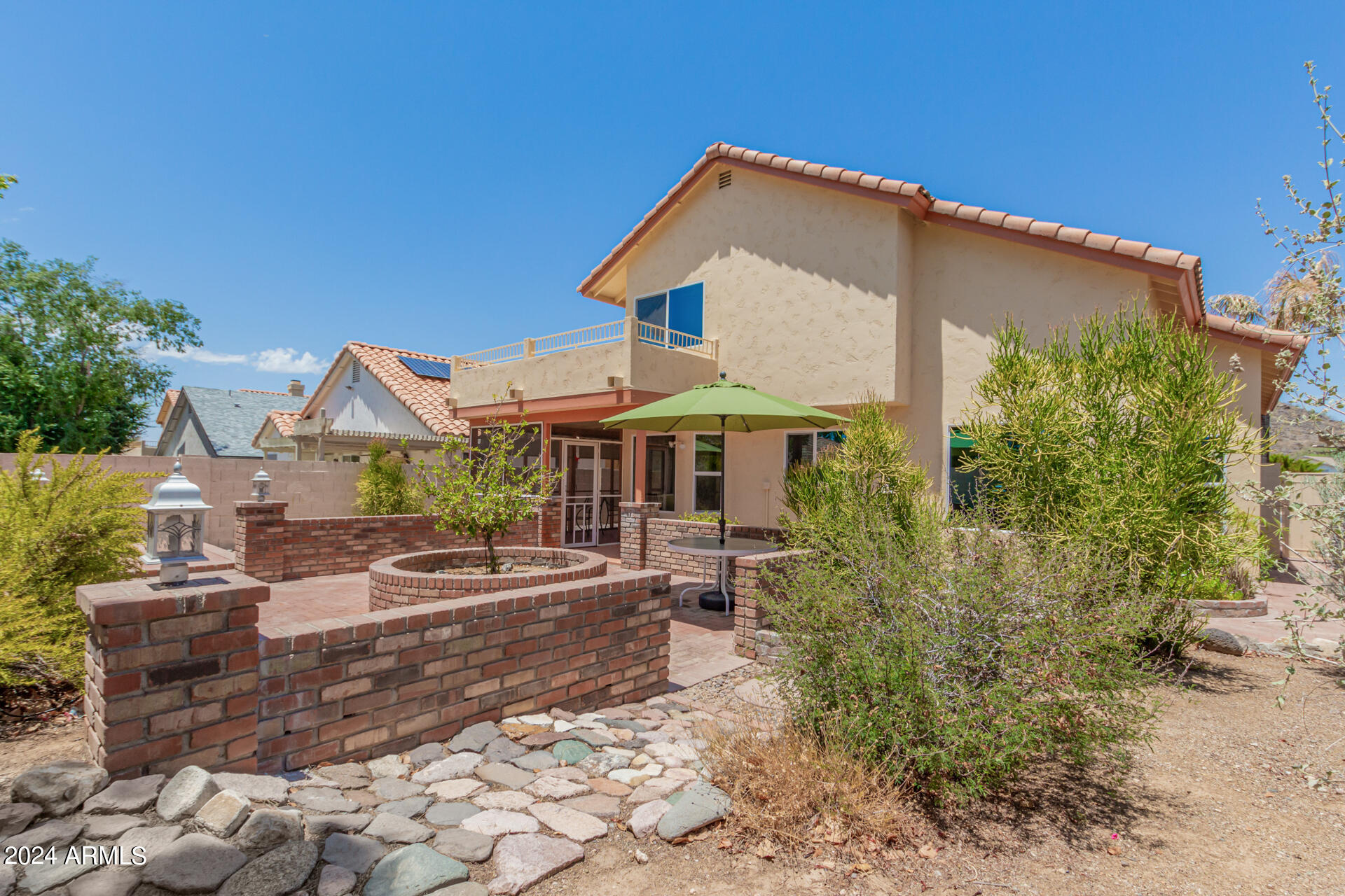 1937 E WESCOTT Drive