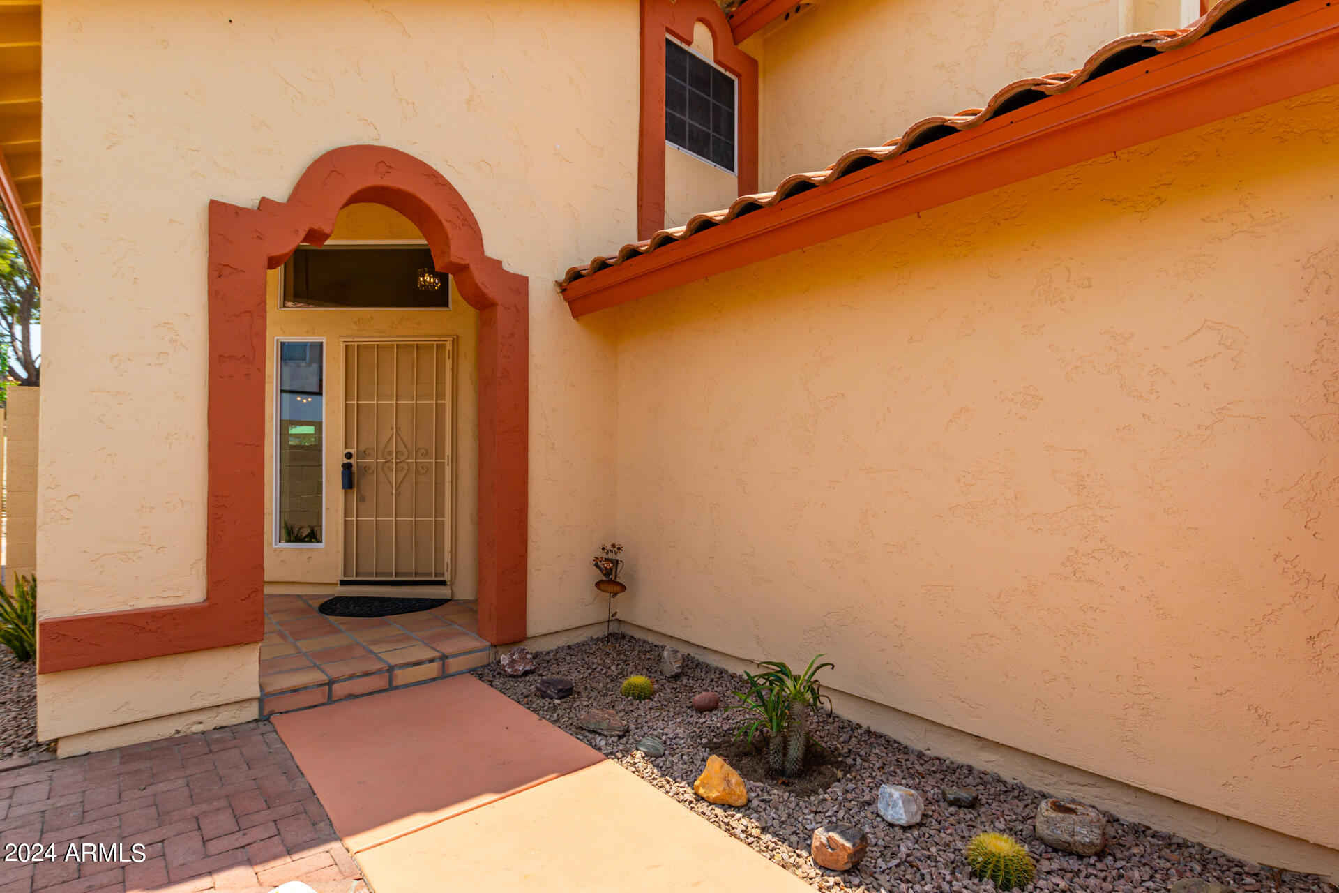 1937 E WESCOTT Drive