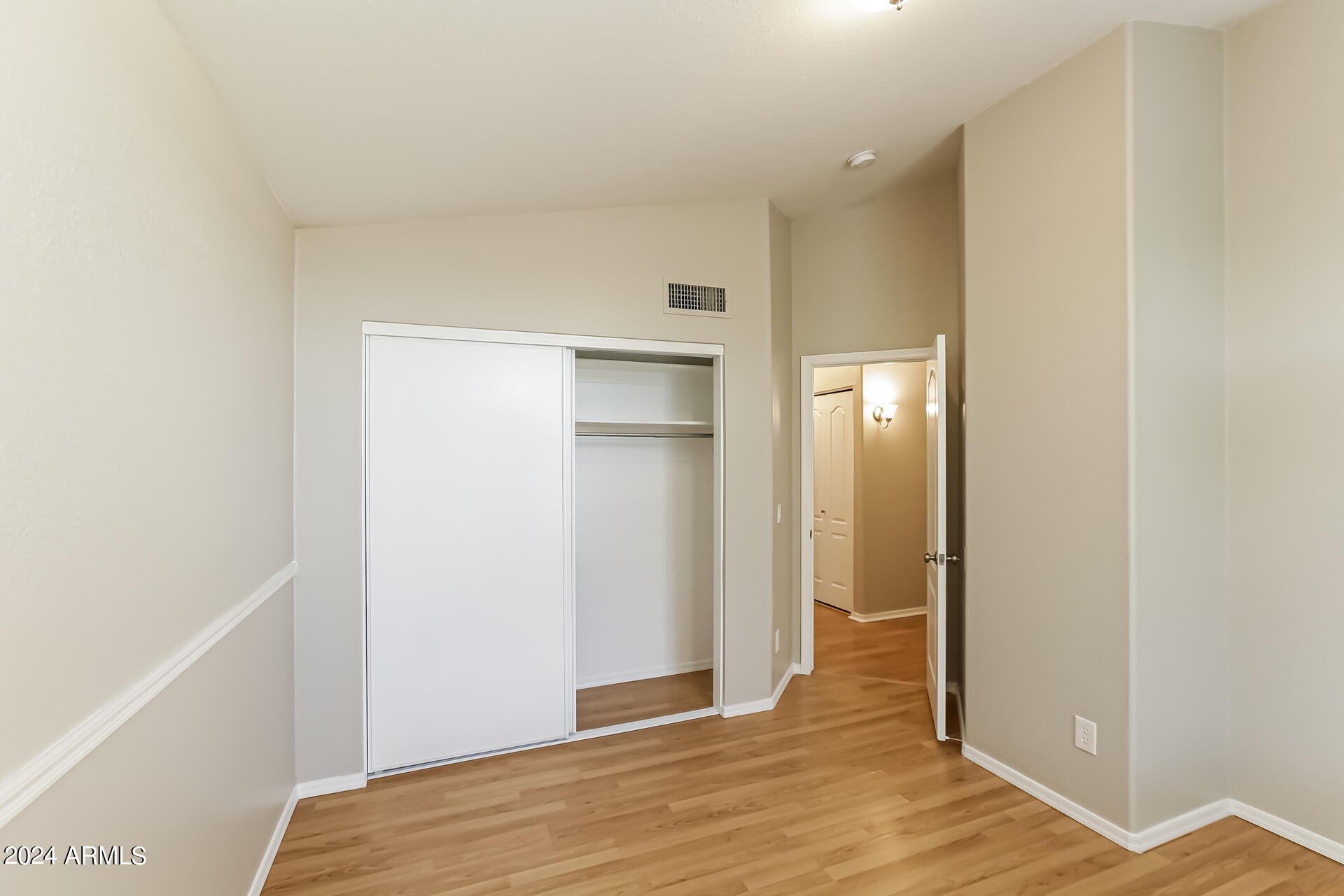 2167 E ARABIAN Drive