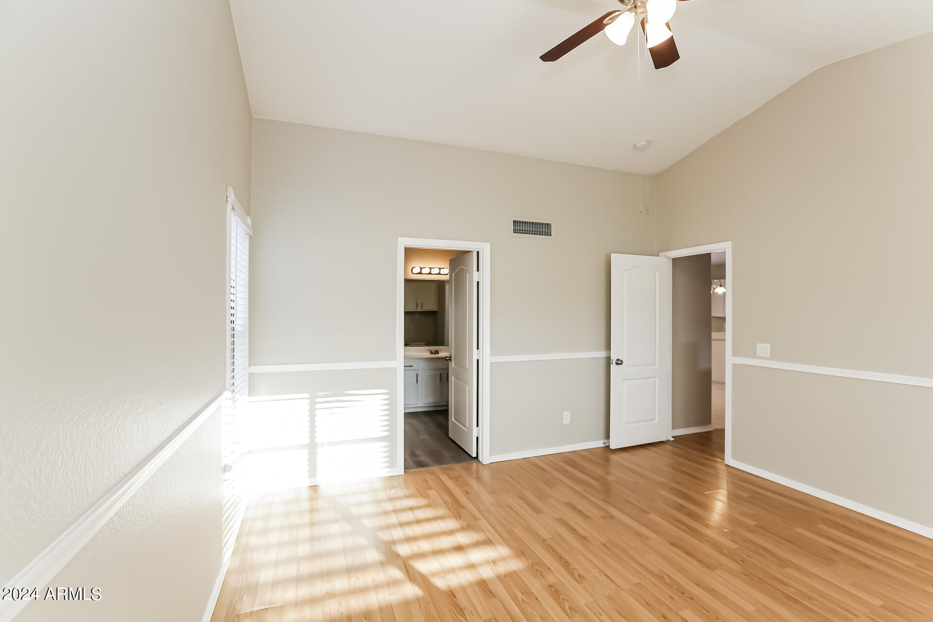 2167 E ARABIAN Drive