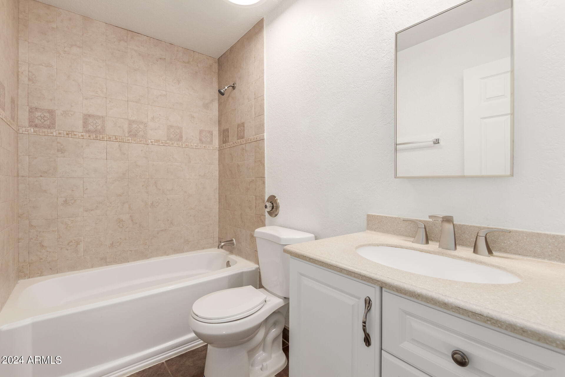 6209 W SUNNYSIDE Drive