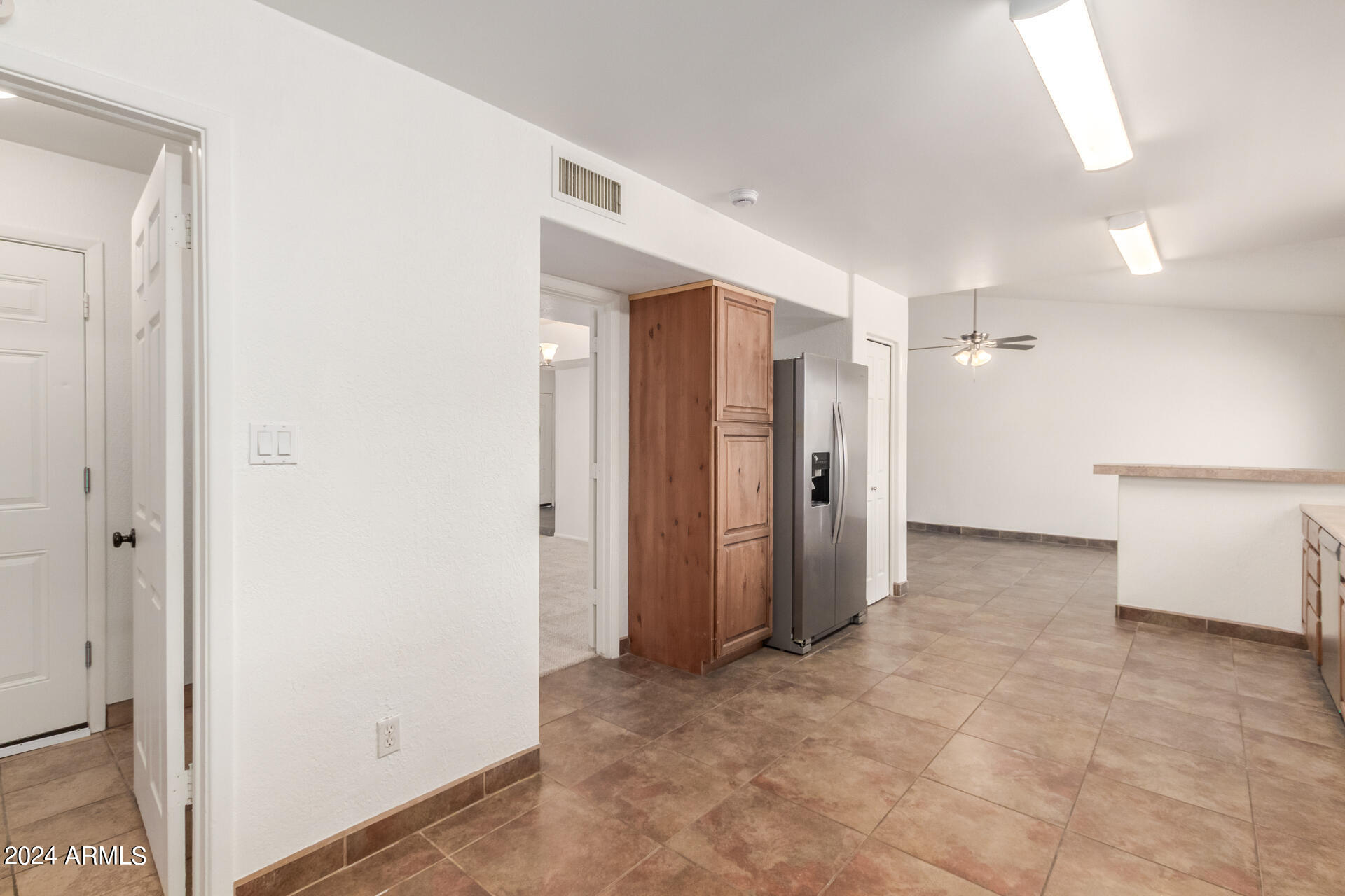 6209 W SUNNYSIDE Drive