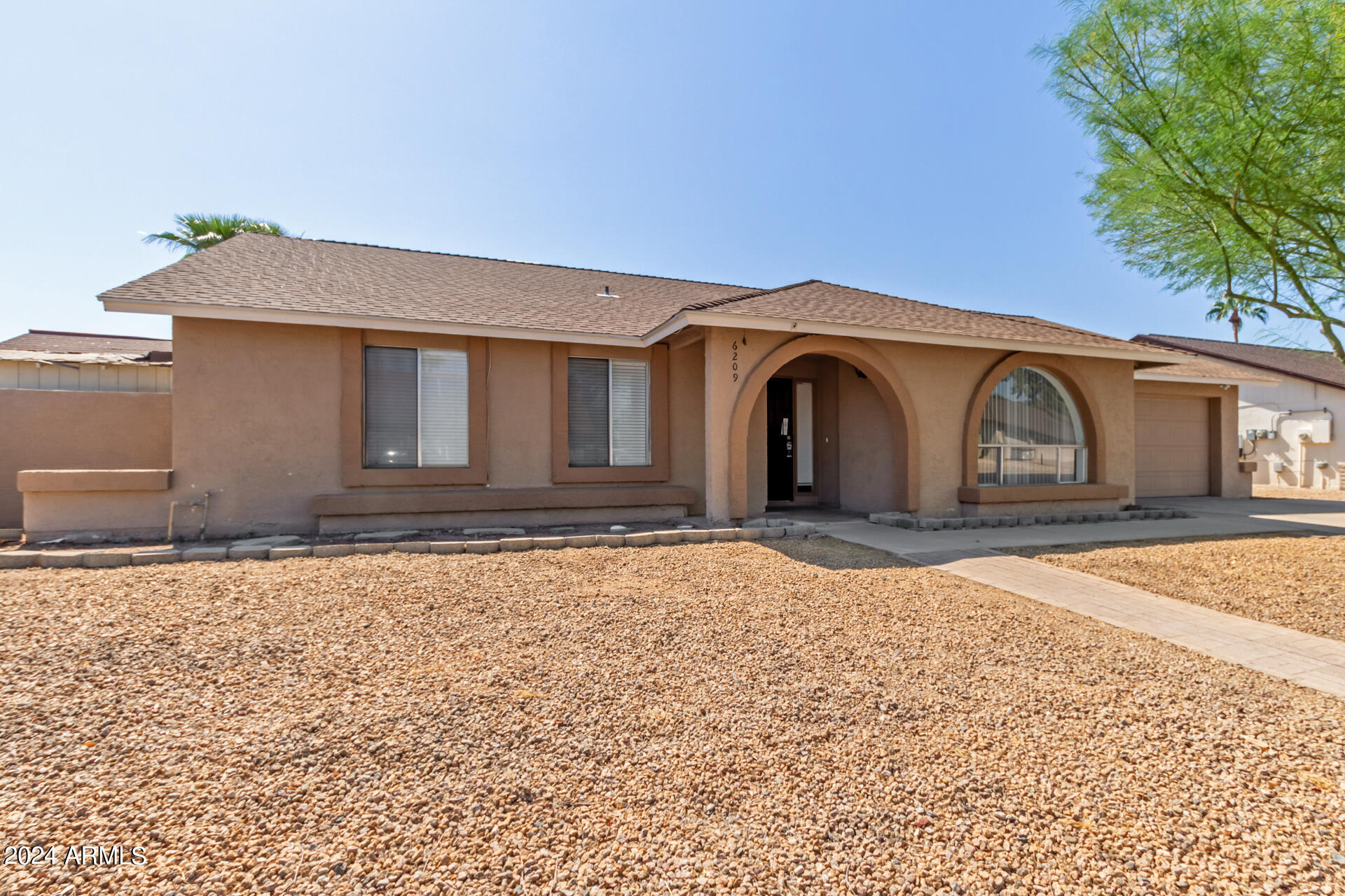 6209 W SUNNYSIDE Drive