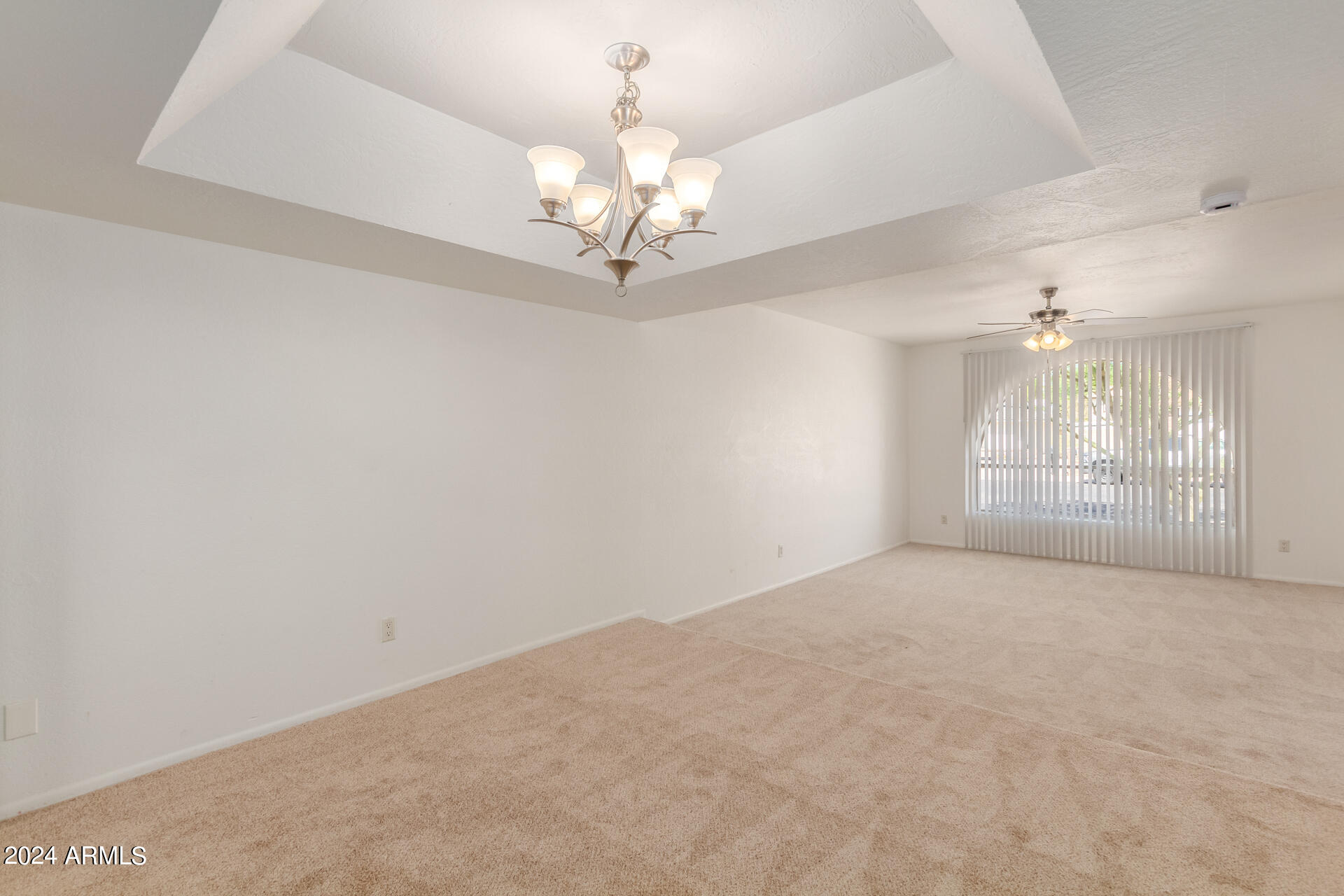 6209 W SUNNYSIDE Drive