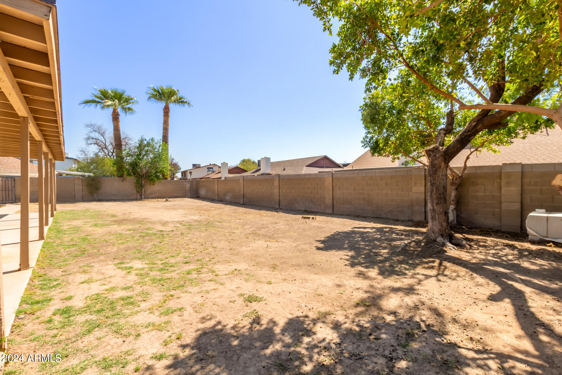 6209 W SUNNYSIDE Drive