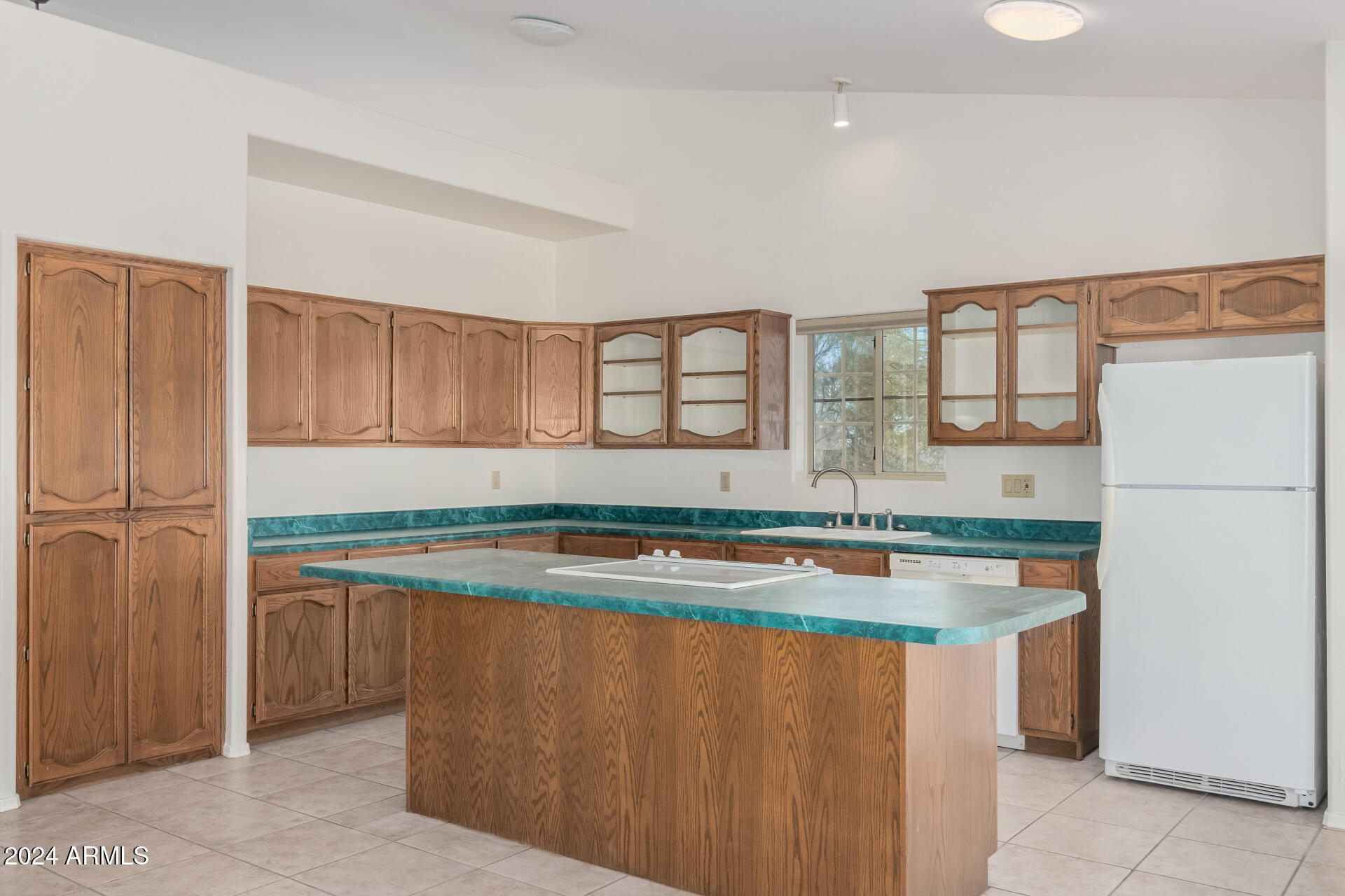 2286 W MOON VISTA Street