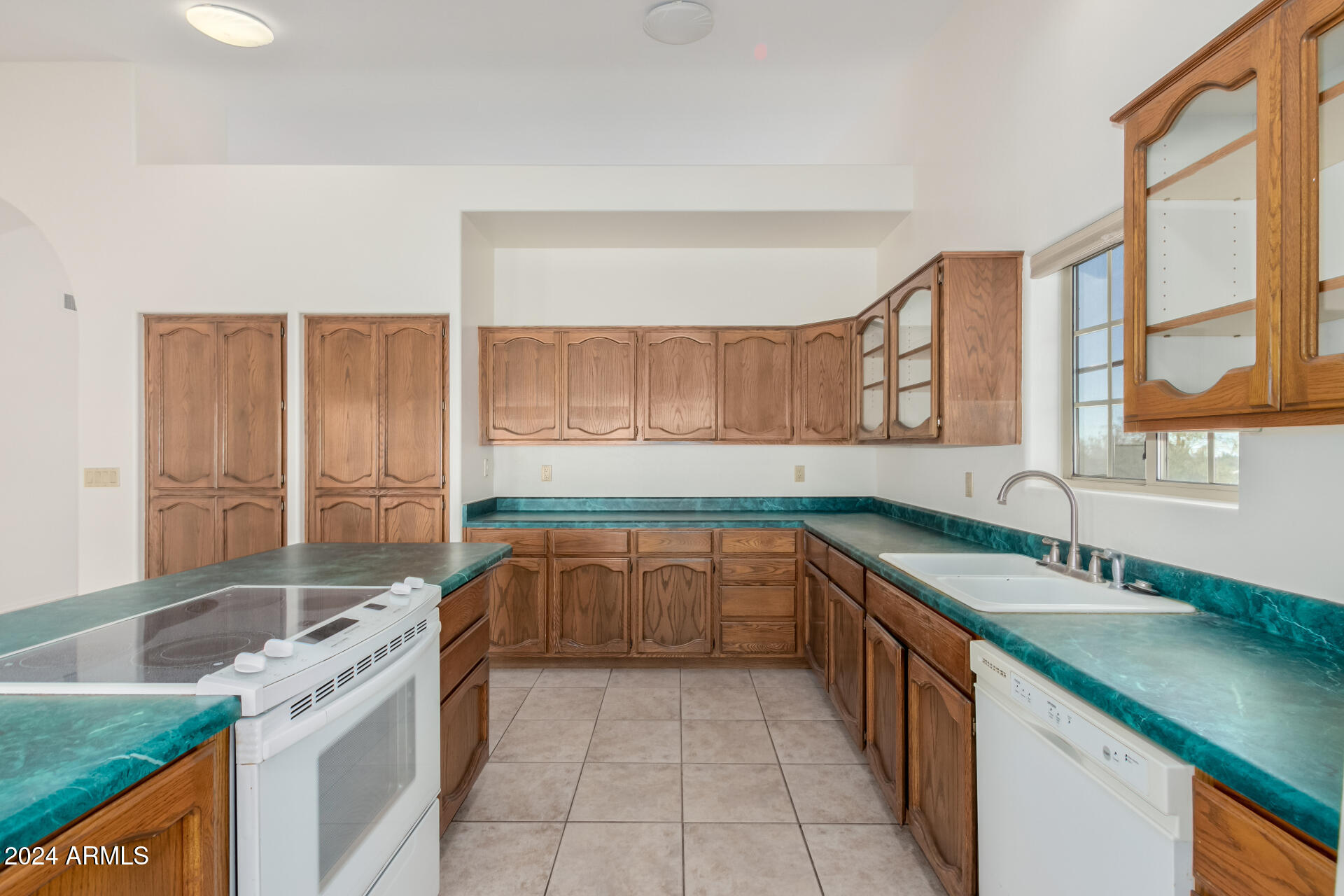 2286 W MOON VISTA Street