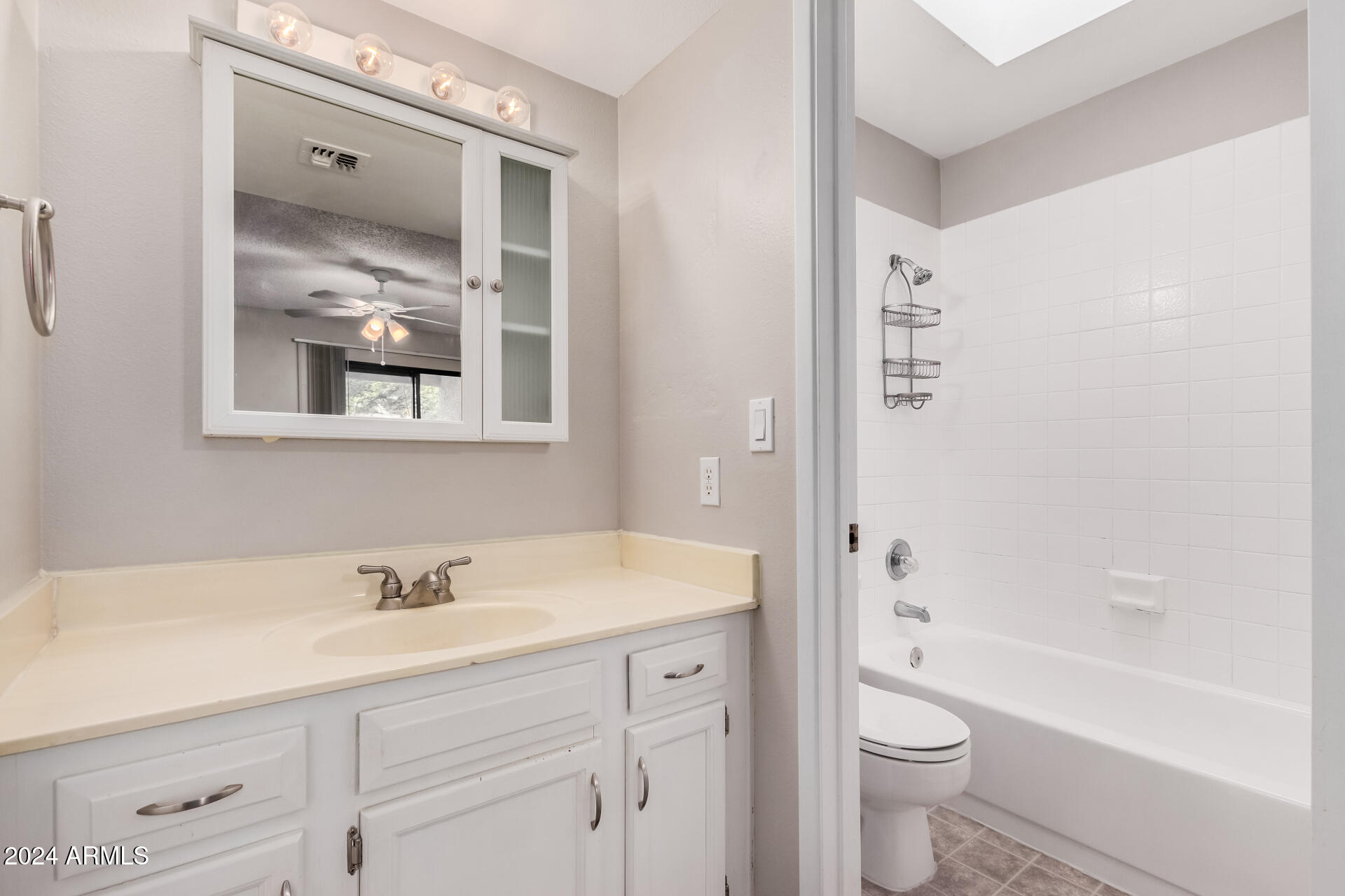 850 S RIVER Drive, 2069