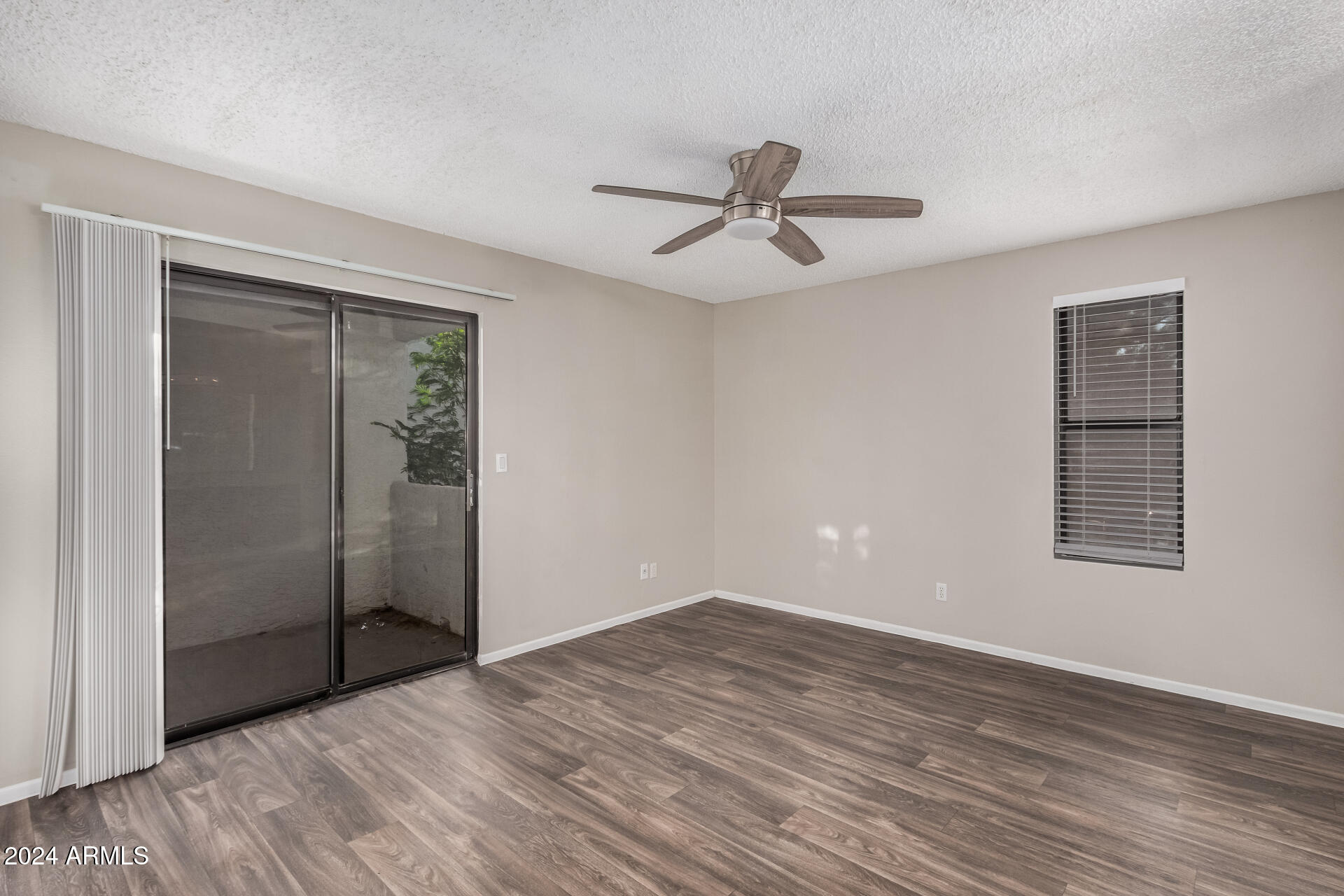 850 S RIVER Drive, 2069