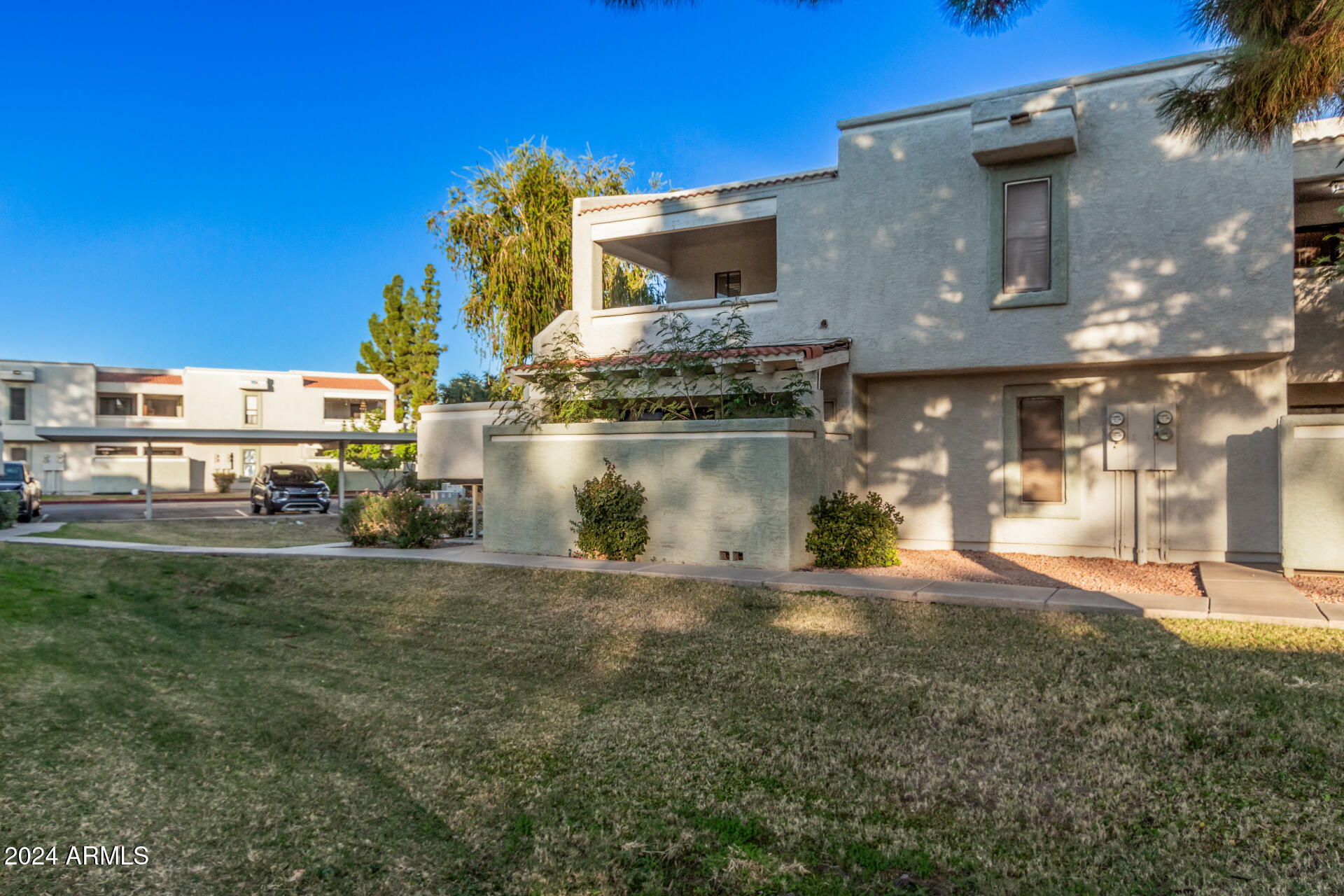 850 S RIVER Drive, 2069