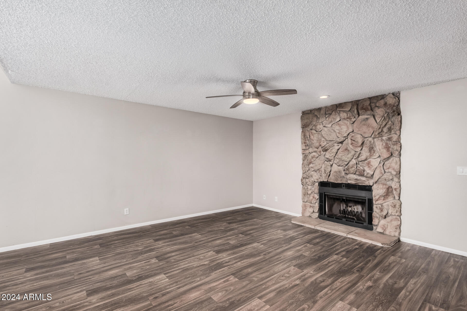 850 S RIVER Drive, 2069