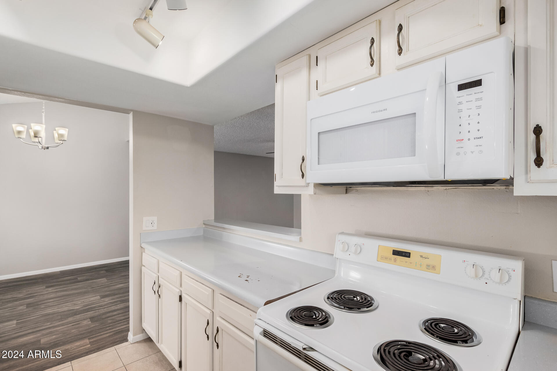 850 S RIVER Drive, 2069