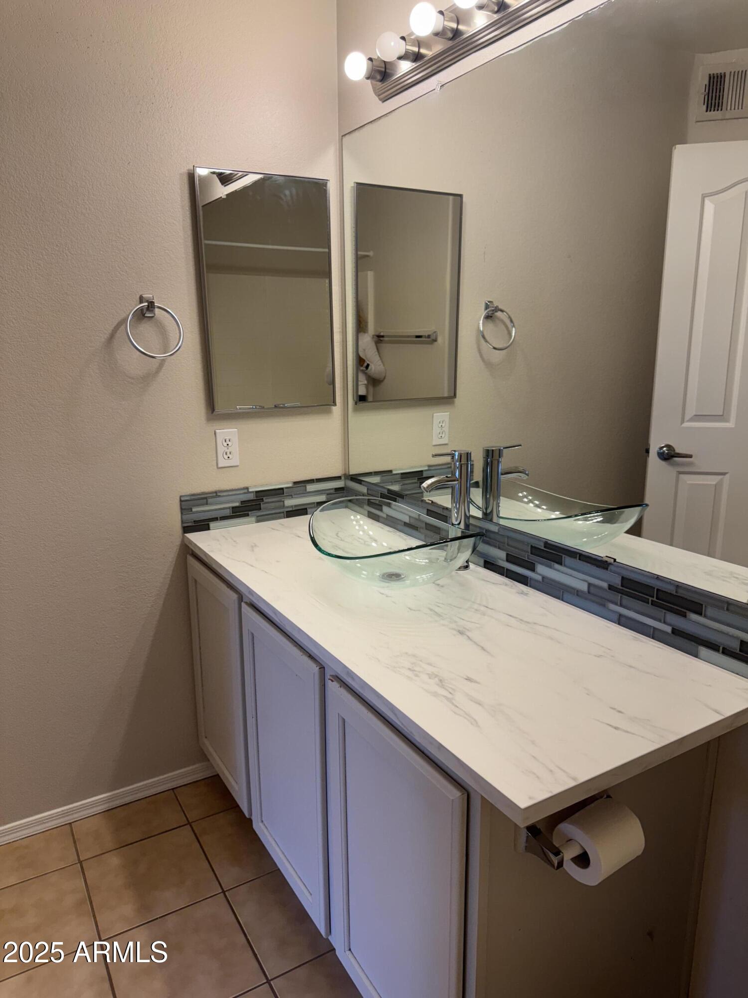 280 S EVERGREEN Road, 1301