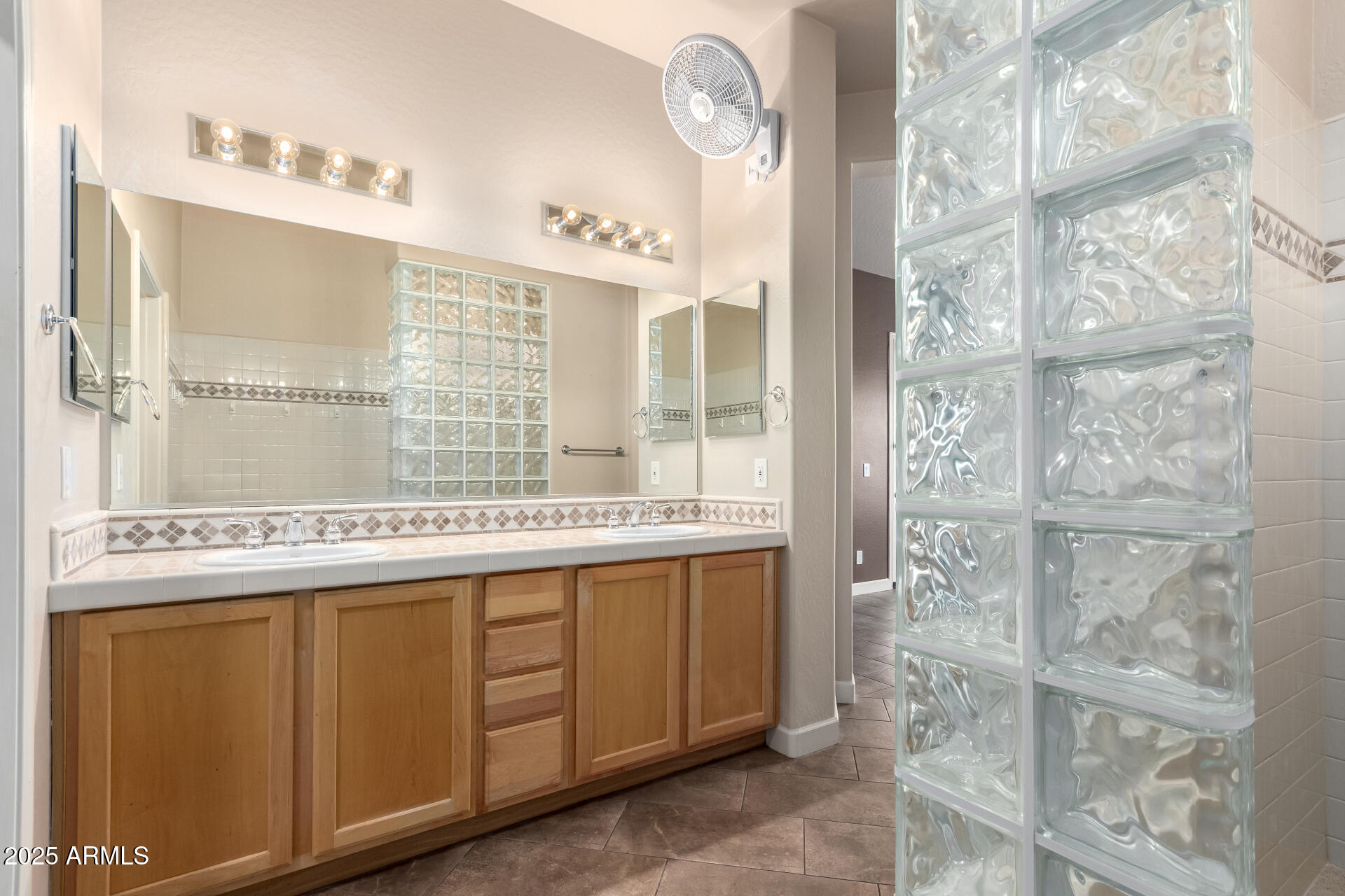 40816 N HARBOUR TOWN Way