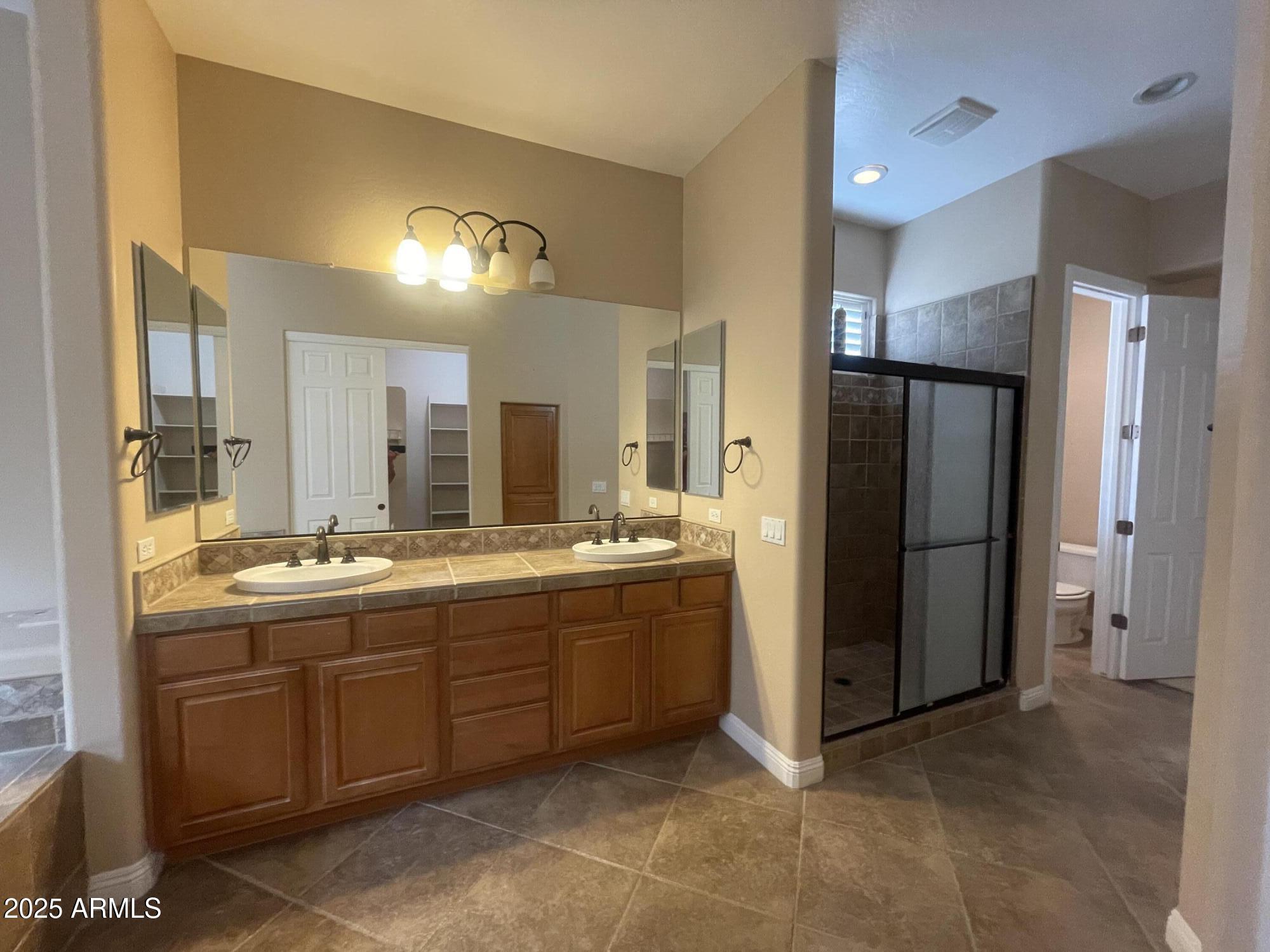 5518 W YEARLING Road