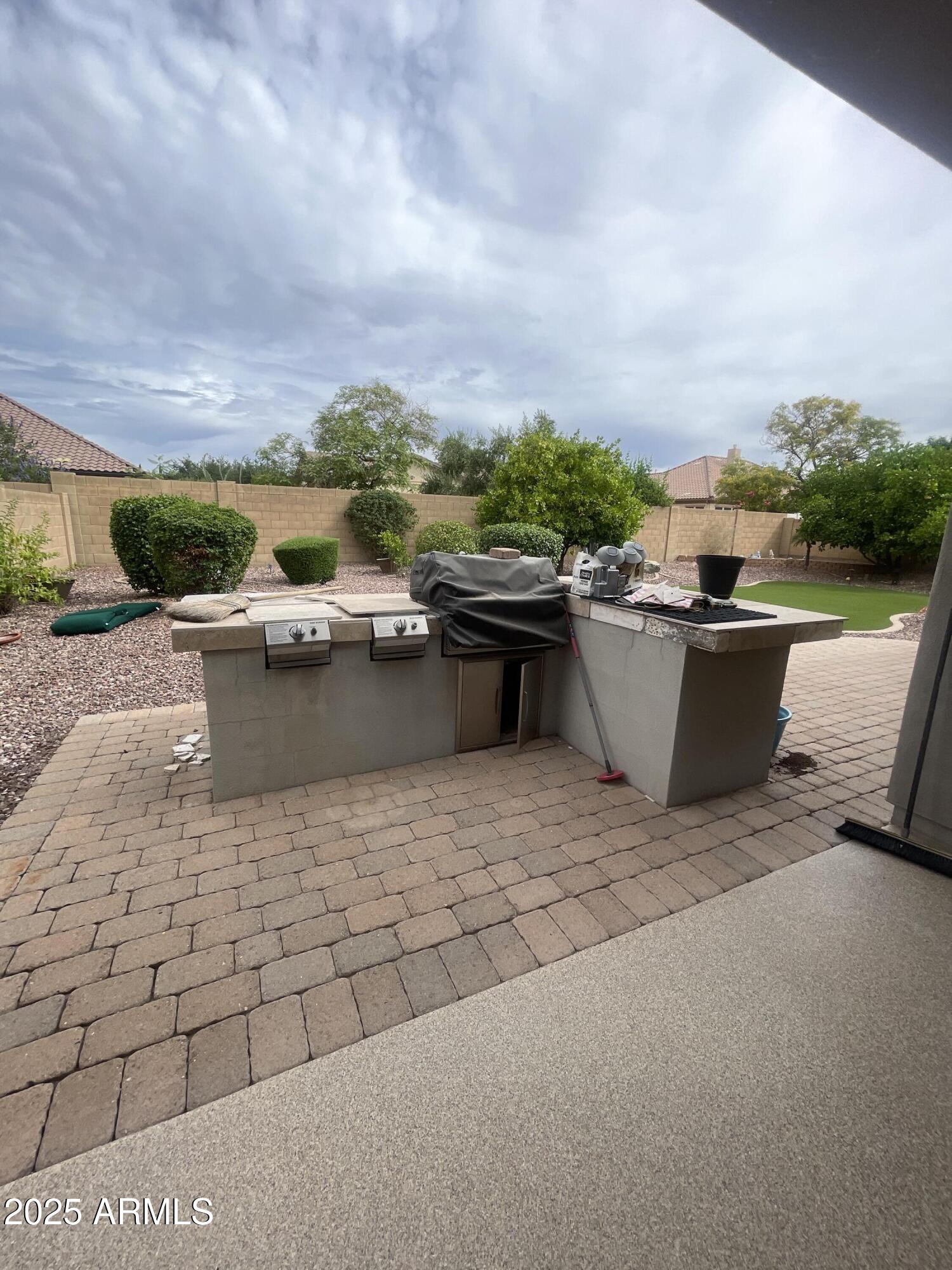 5518 W YEARLING Road