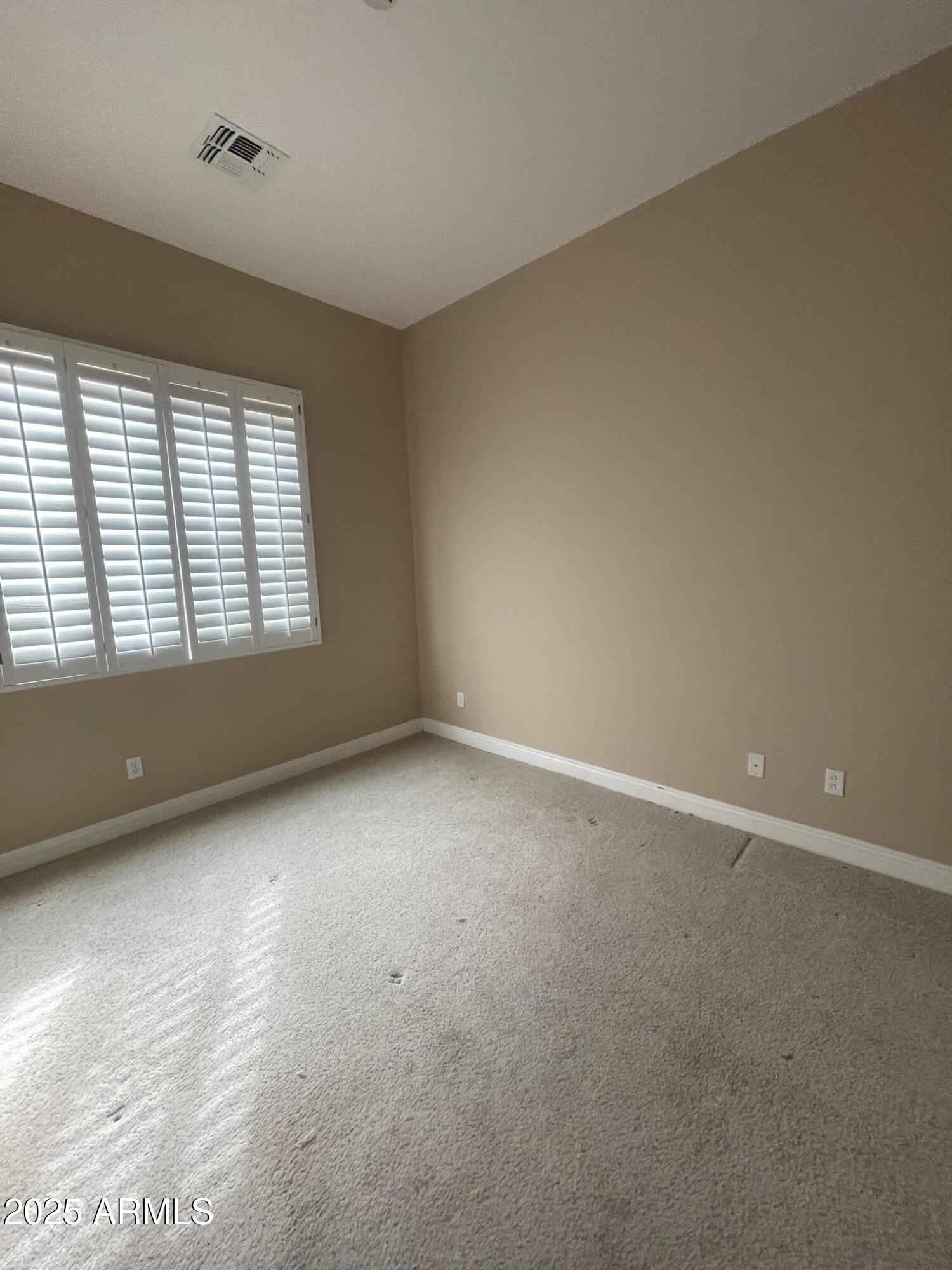 5518 W YEARLING Road