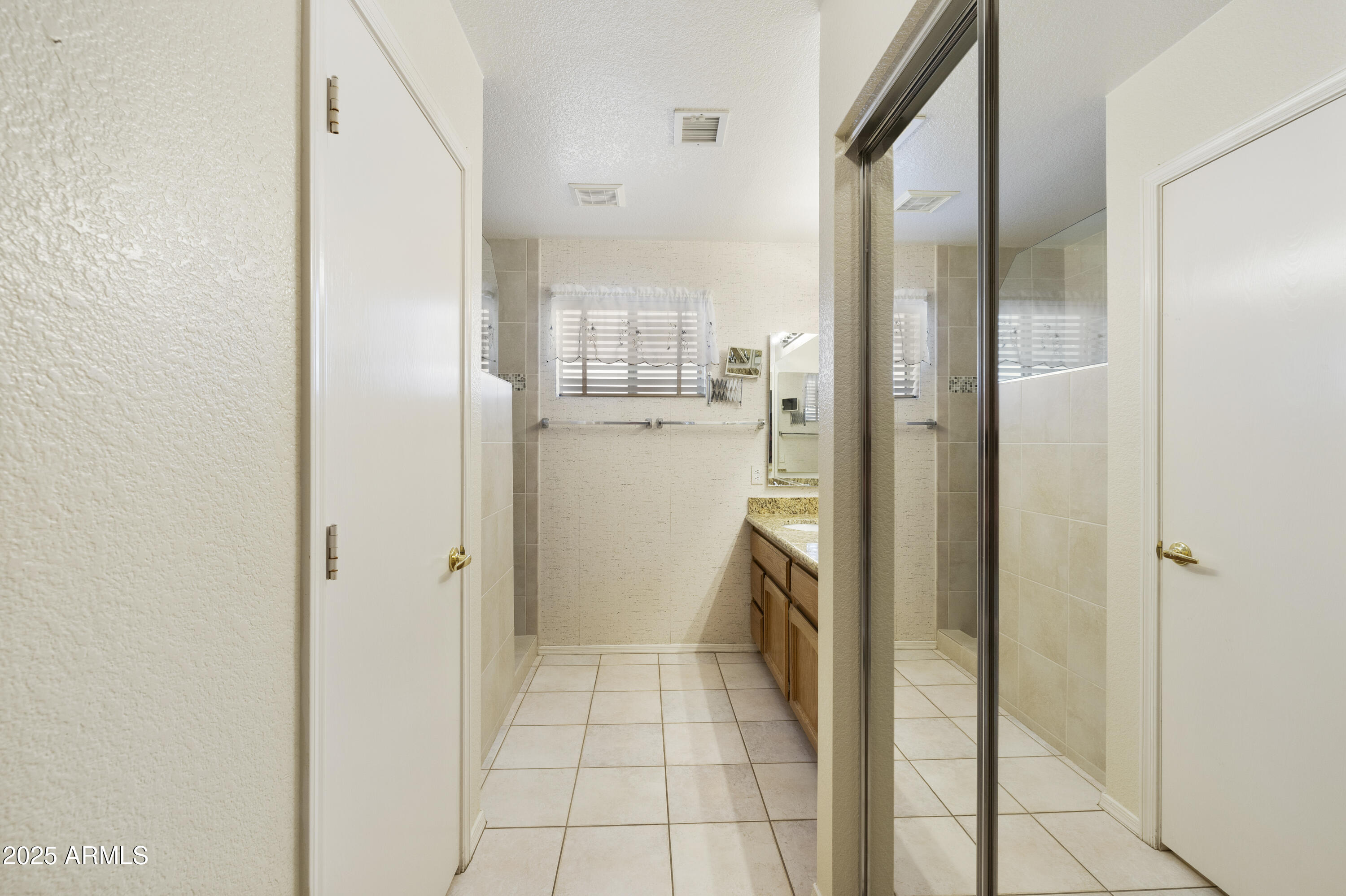 24211 S STARCREST Drive