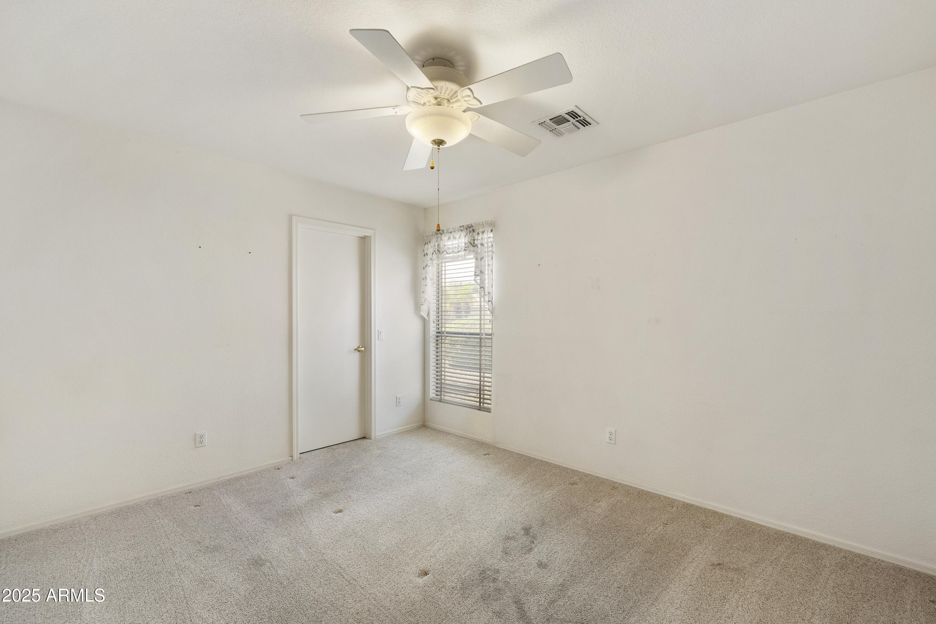 24211 S STARCREST Drive