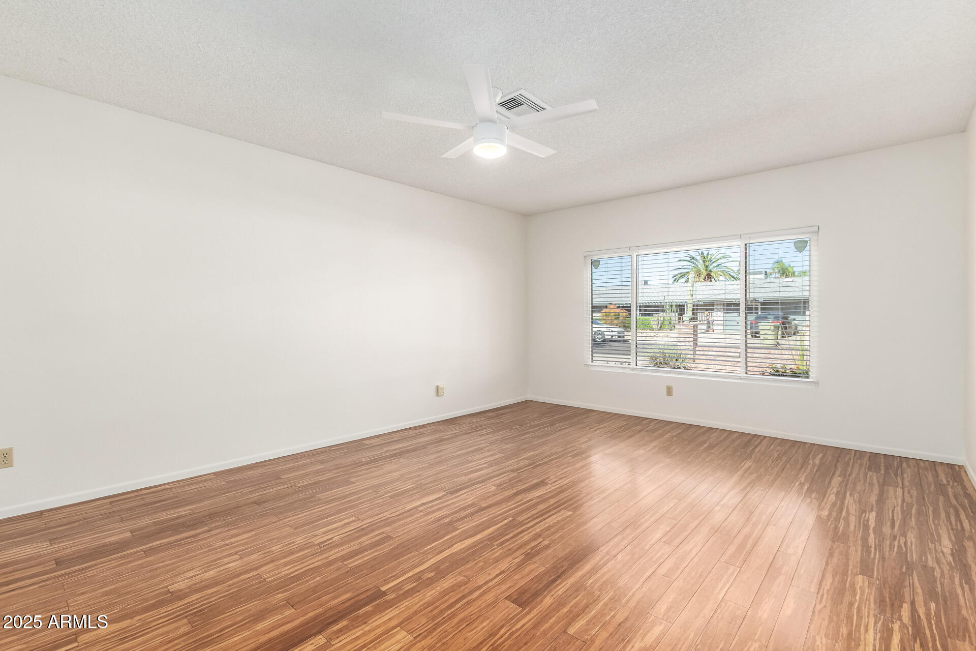 6415 W POINSETTIA Drive