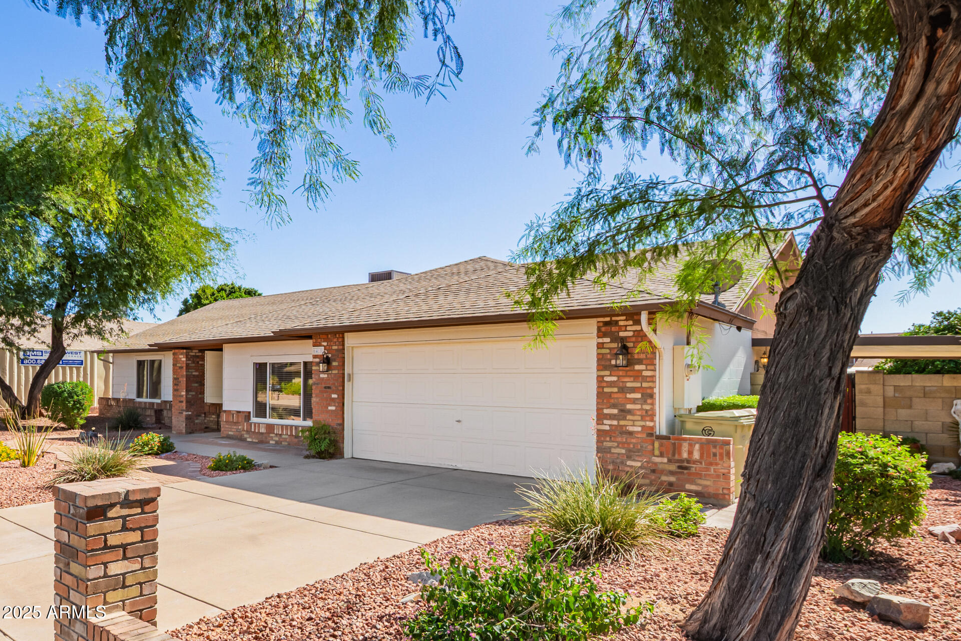 6415 W POINSETTIA Drive