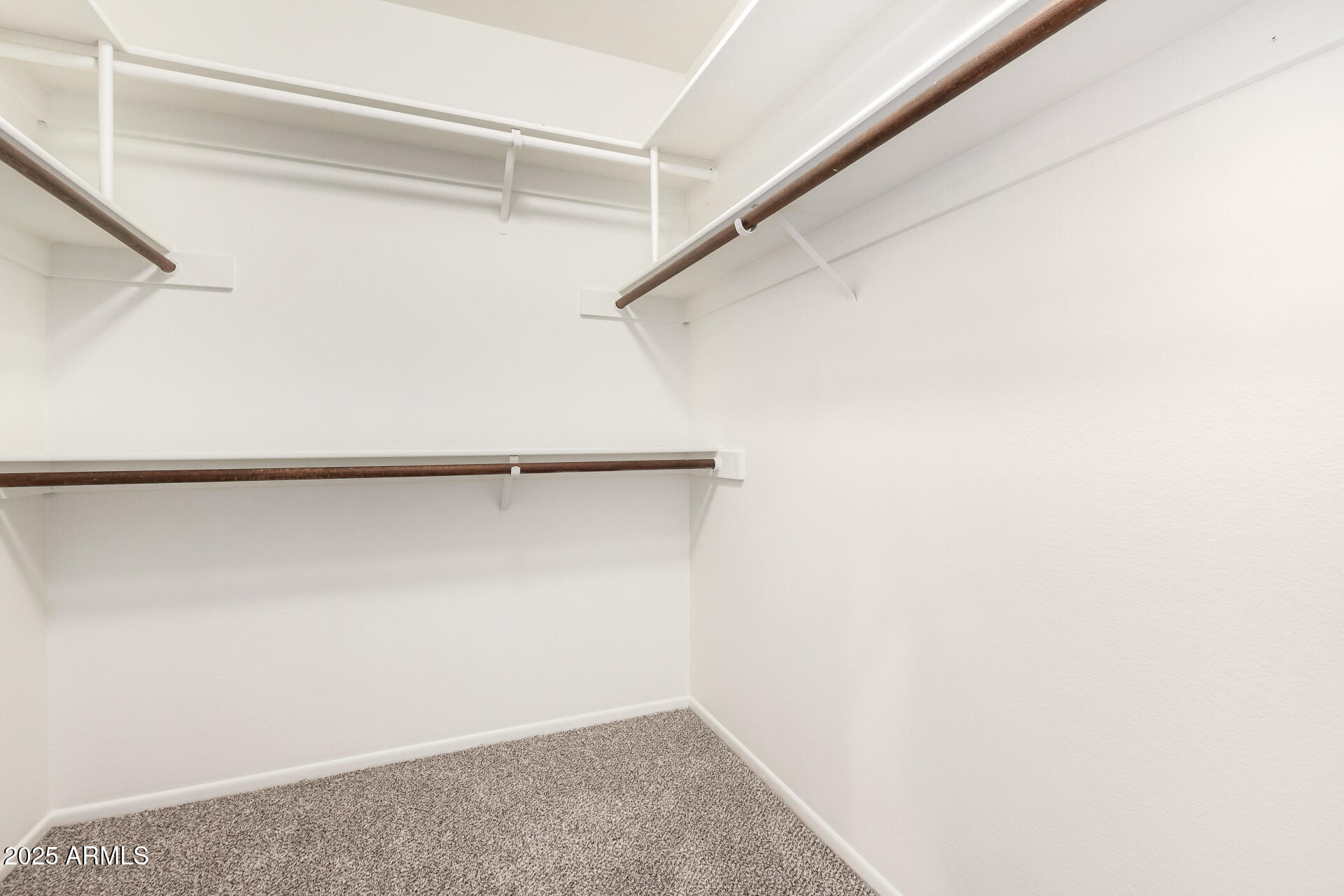 6415 W POINSETTIA Drive