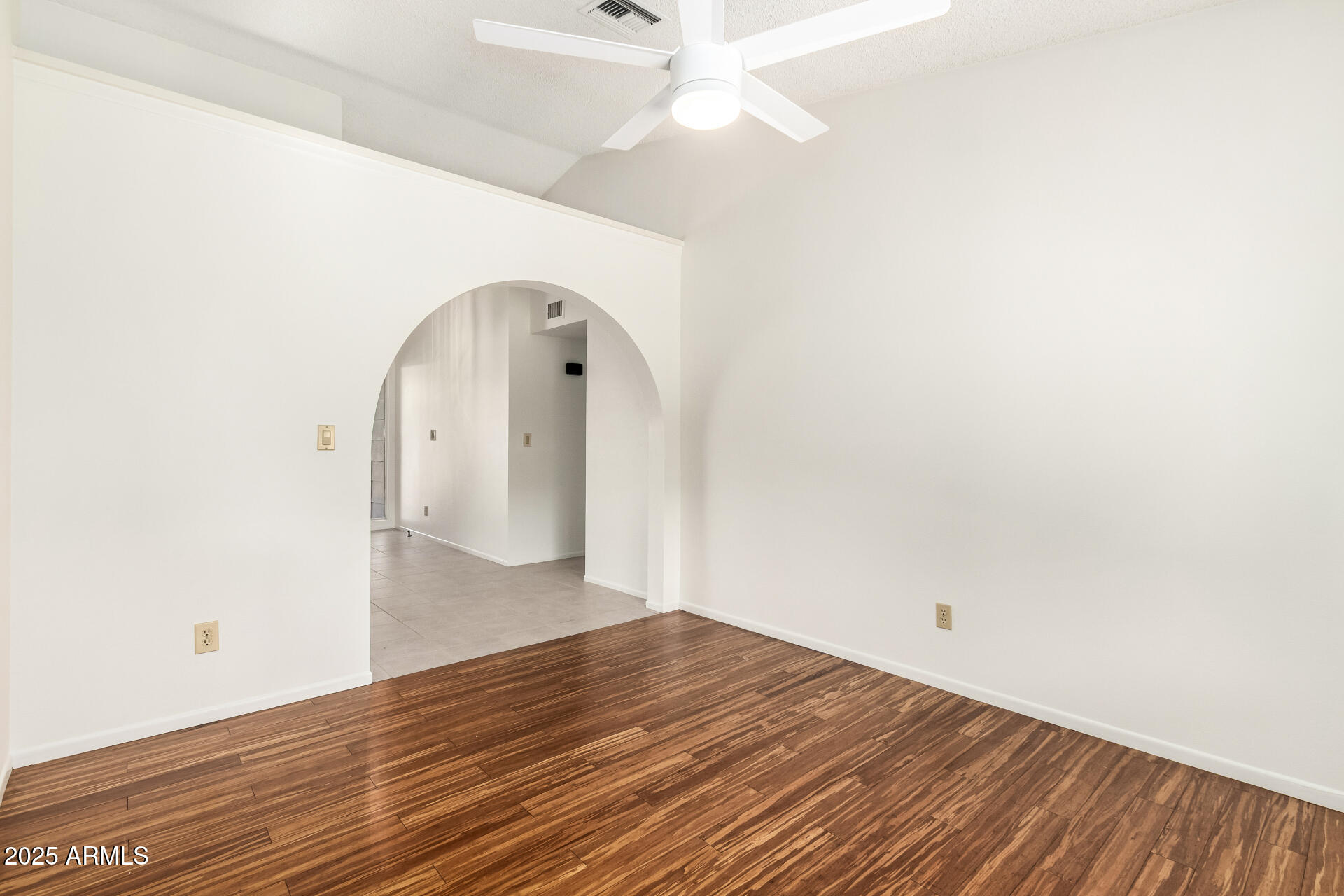 6415 W POINSETTIA Drive