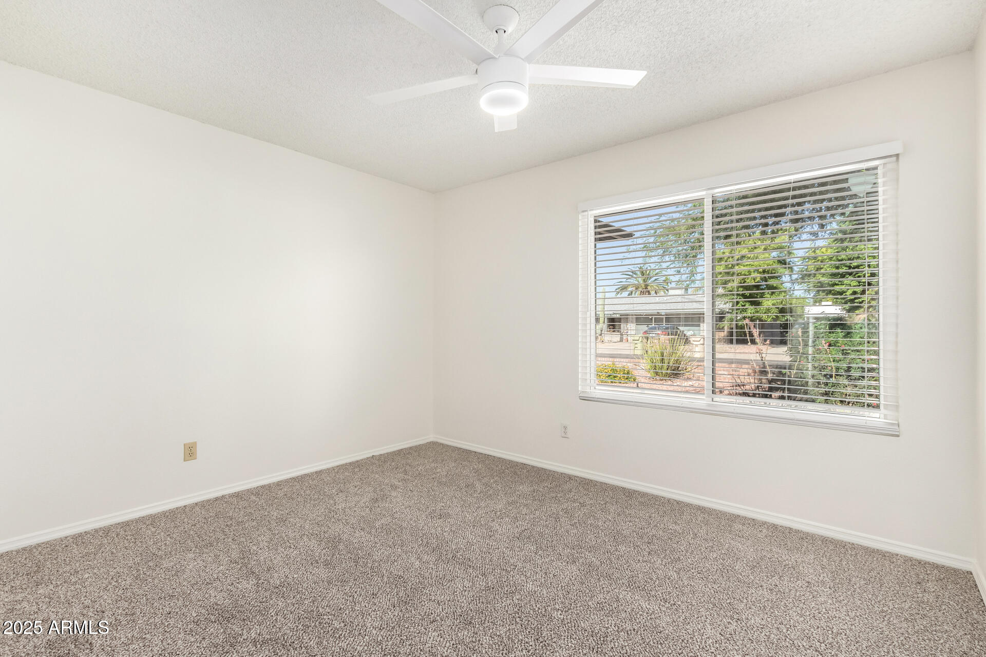 6415 W POINSETTIA Drive